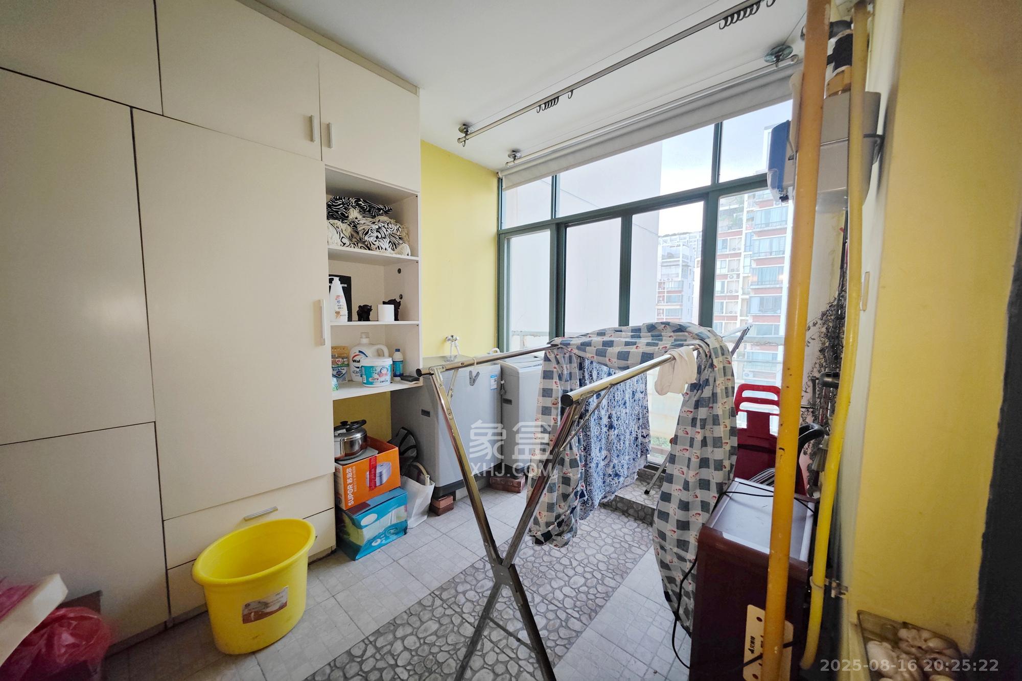 亚华香舍花都  1室2厅2卫    168.0万 亚华香舍花都  1室2厅2卫    168.0万阳台