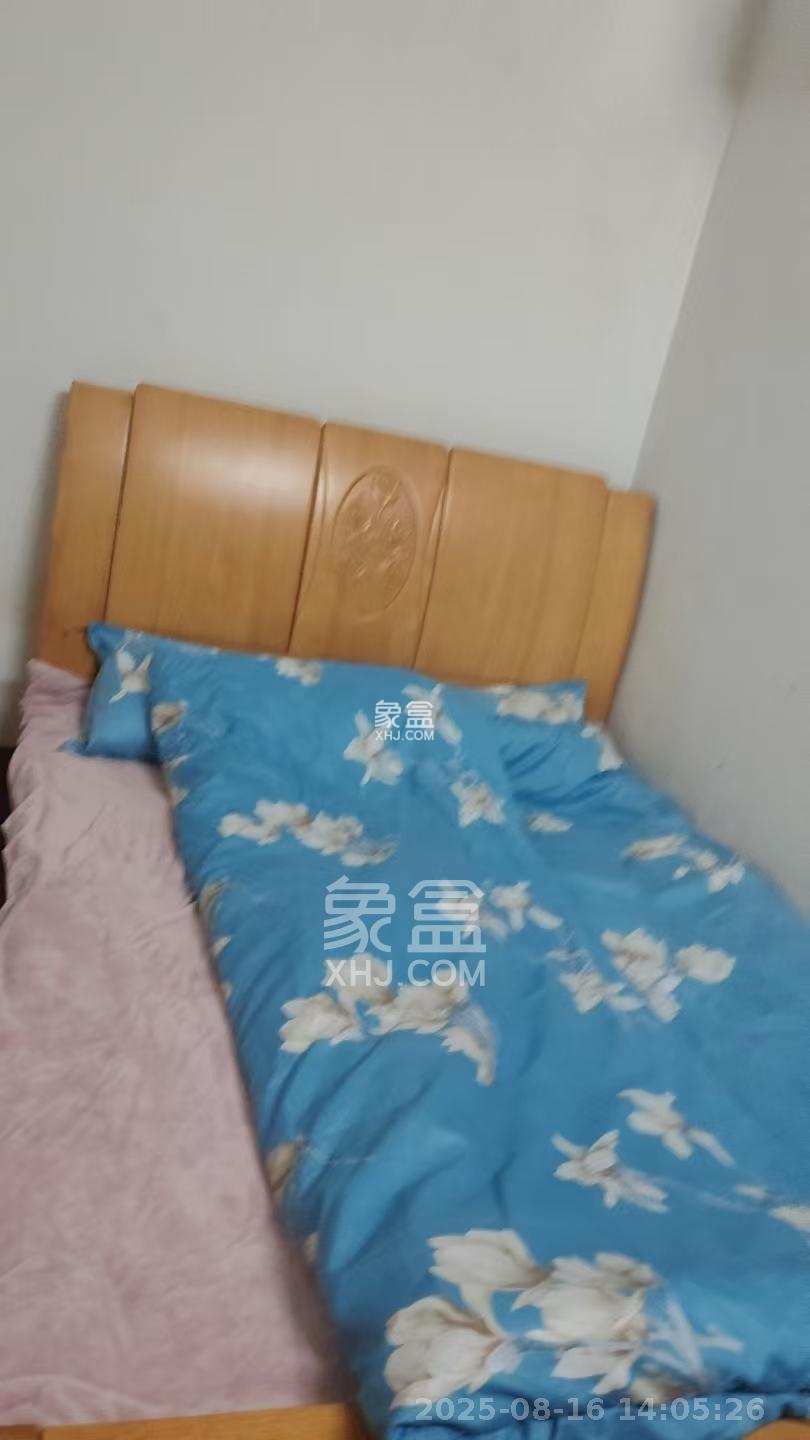 国庆新村  2室2厅1卫    1300.0元/月 国庆新村  2室2厅1卫    1300.0元/月室内图