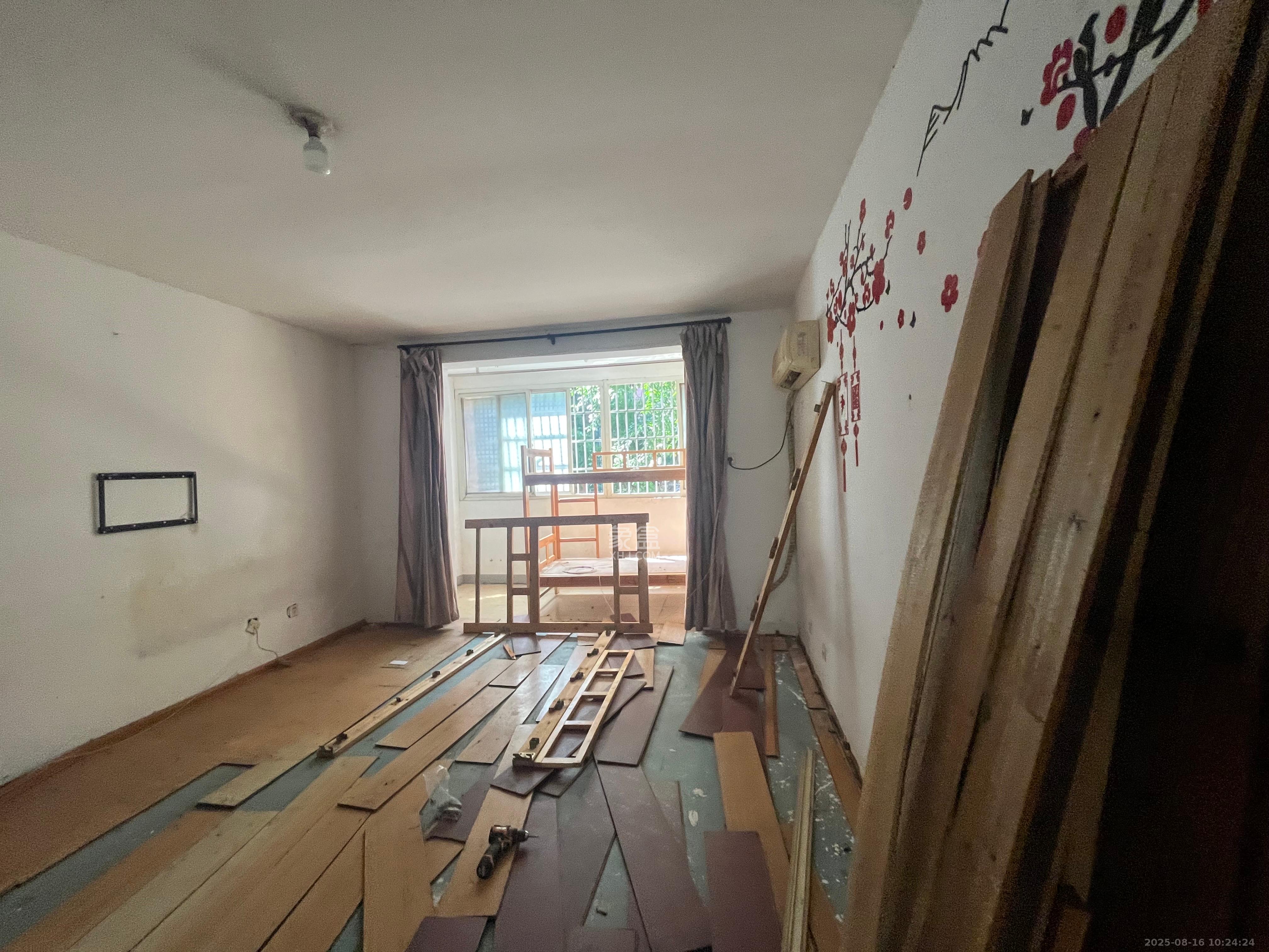 新星小区  2室1厅1卫    1600.0元/月 新星小区  2室1厅1卫    1600.0元/月室内图