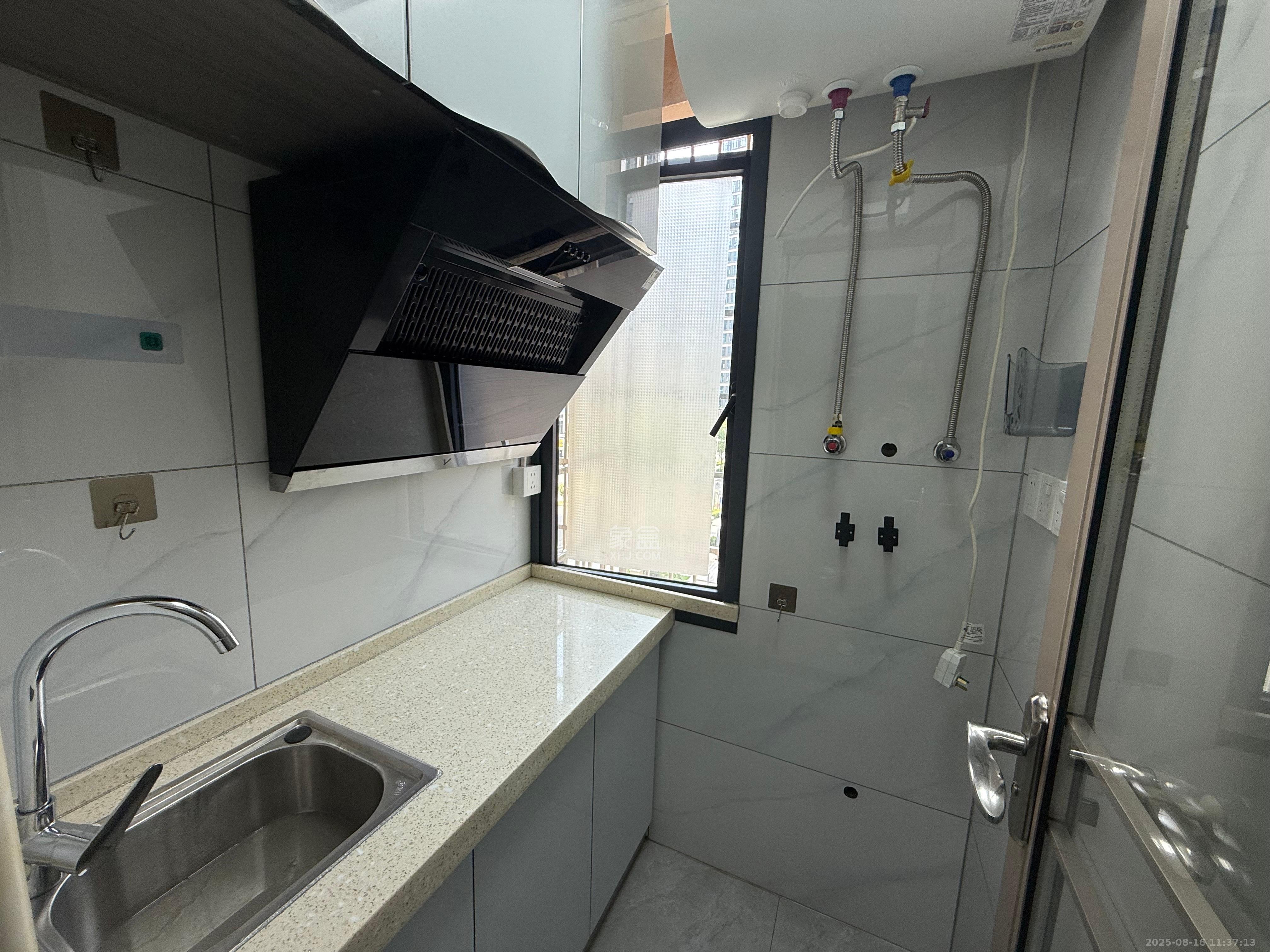 嘉荣苑 1室1厅1卫 1200.0元/月 嘉荣苑 1室1厅1卫 1200.0元/月室内图