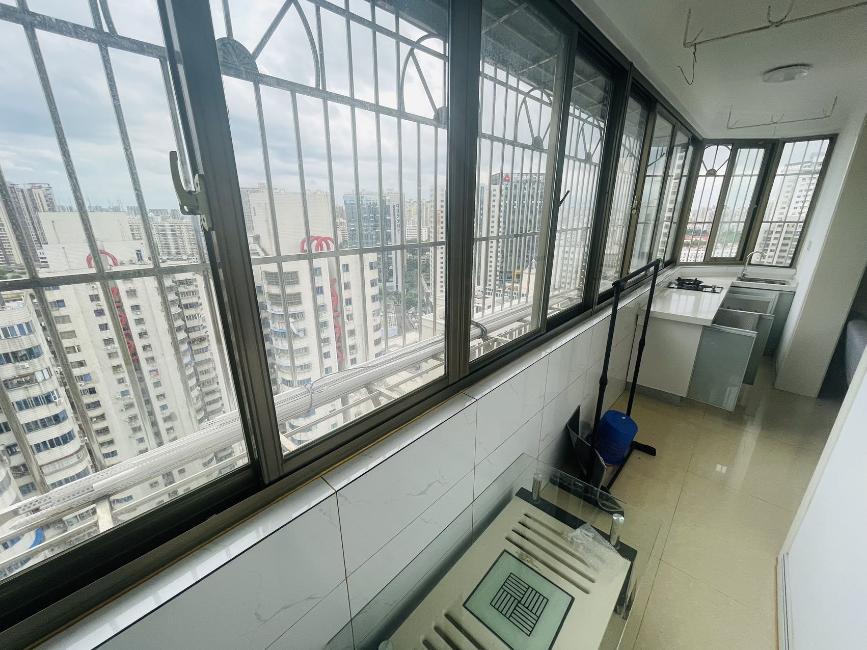 富成大厦  3室1厅1卫   2600.00元/月室内图