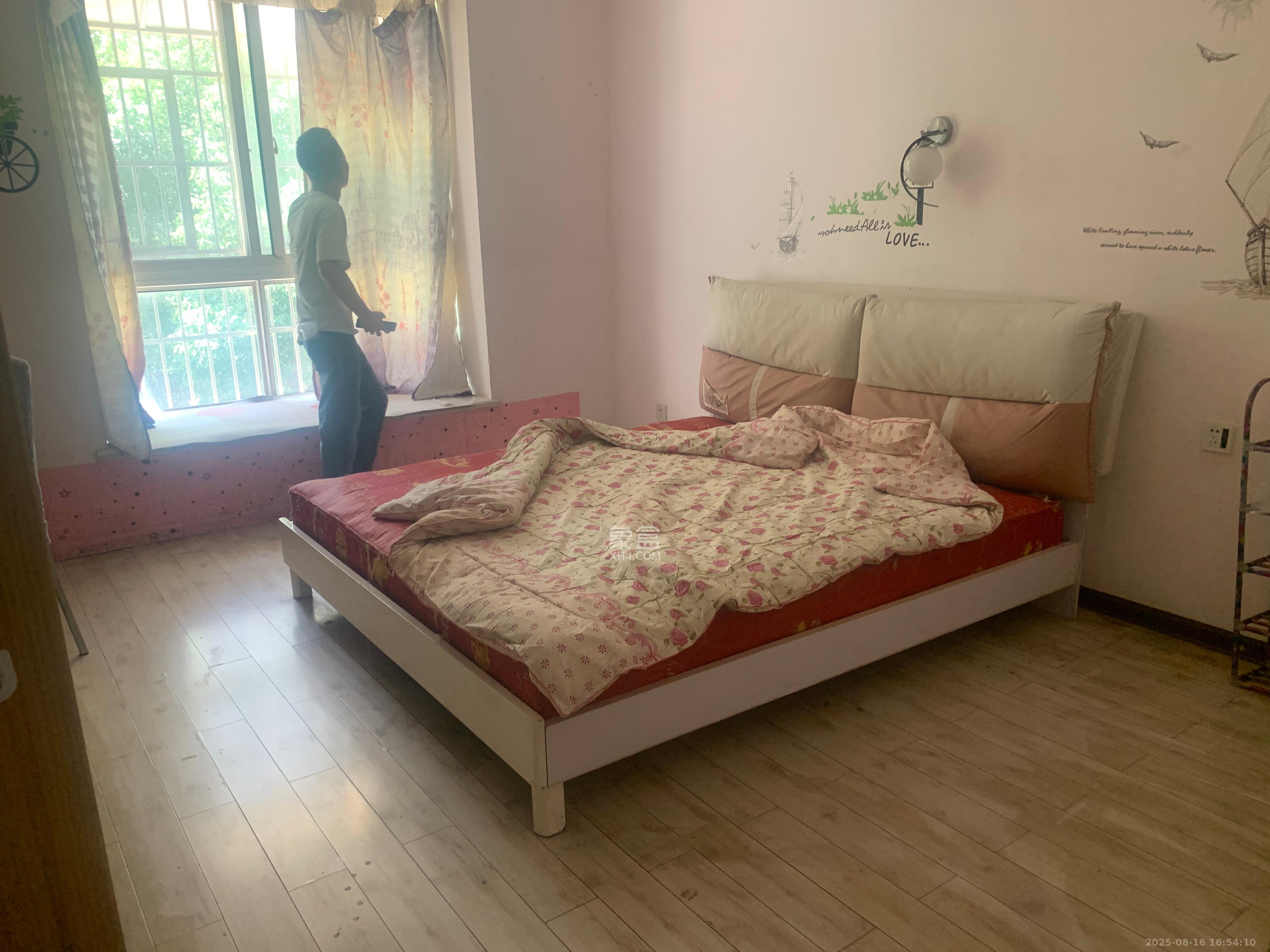 榔梨综合市场  2室2厅1卫    1400.0元/月 榔梨综合市场  2室2厅1卫    1400.0元/月室内图