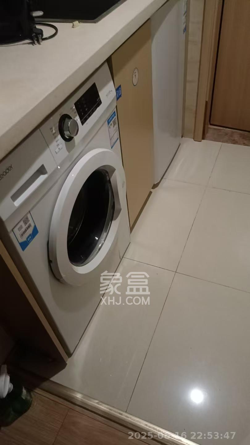 君合天玺 1室1厅1卫 1400.0元/月 君合天玺 1室1厅1卫 1400.0元/月室内图