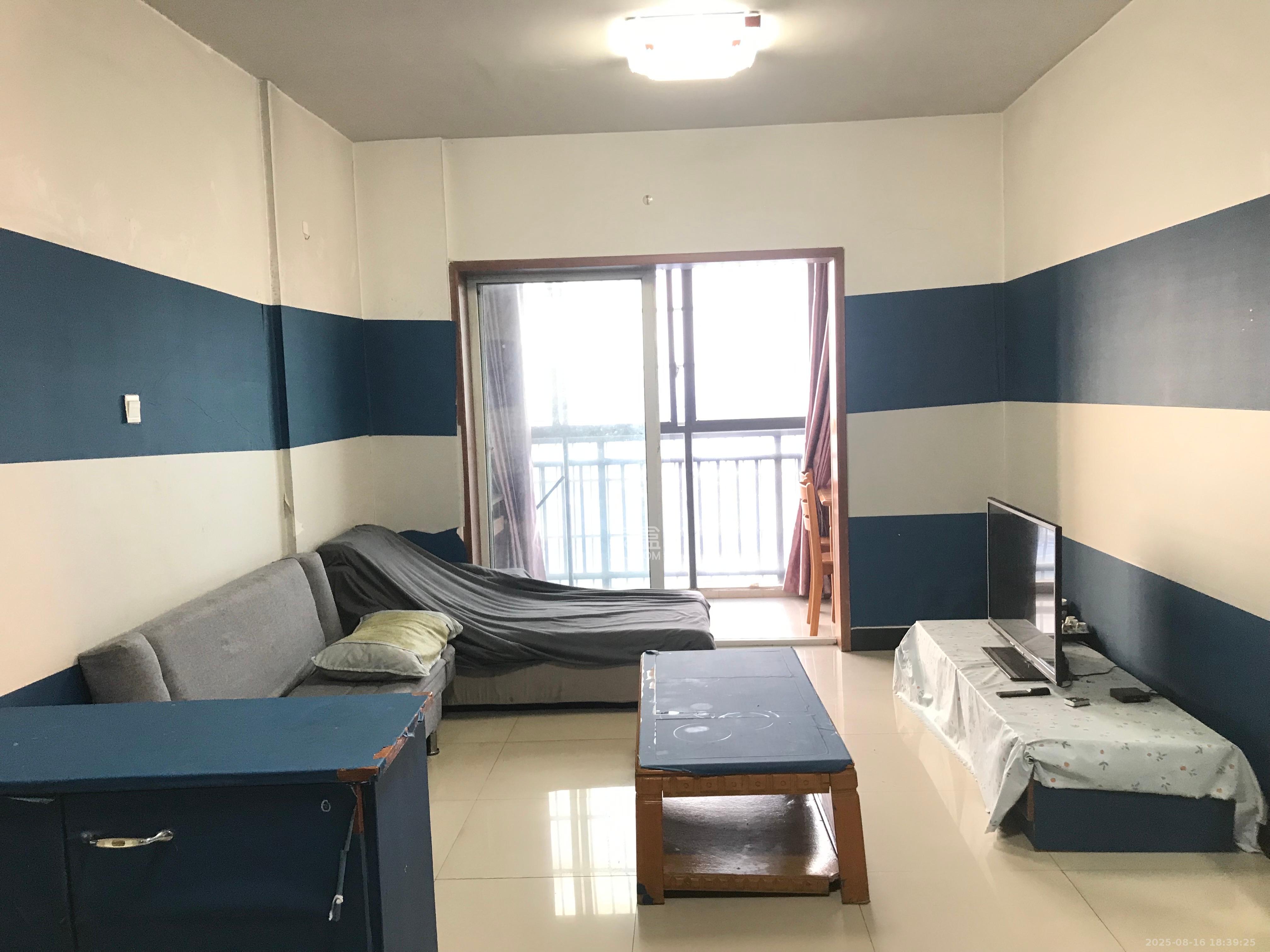 尚都花园城 2室2厅1卫 1600.0元/月 尚都花园城 2室2厅1卫 1600.0元/月室内图