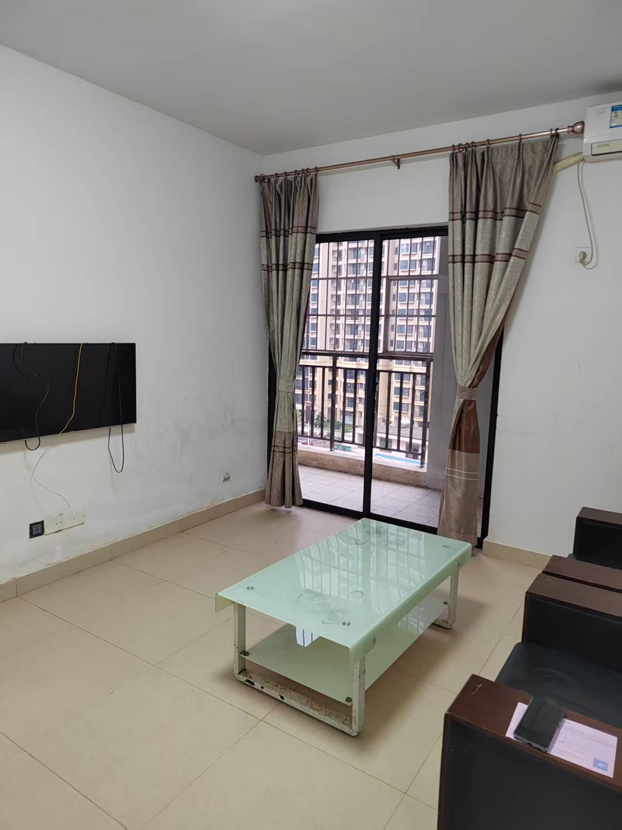 海糖小区一二期 3室2厅1卫 2000.0元/月 海糖小区一二期 3室2厅1卫 2000.0元/月室内图