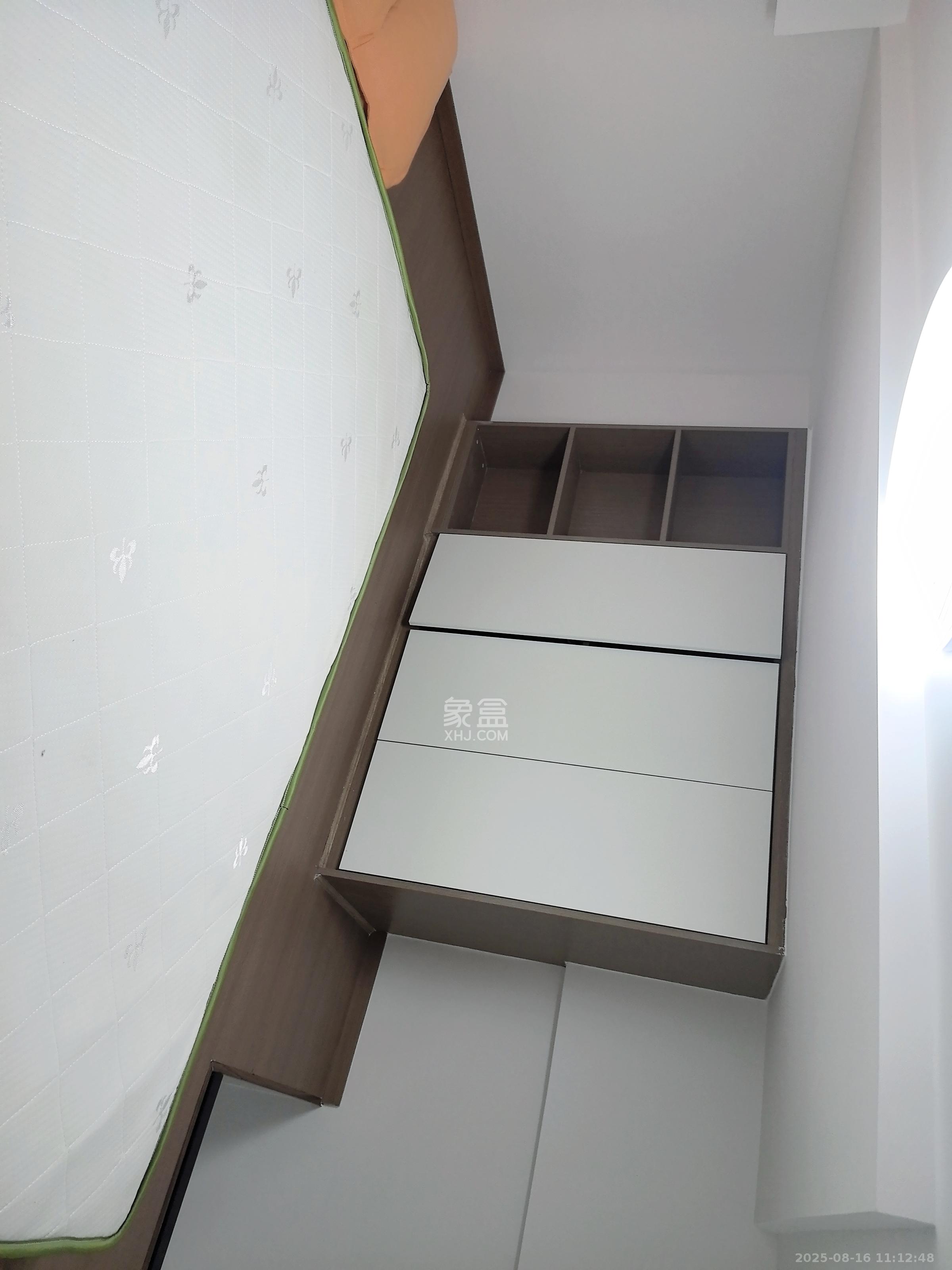 绿地商务广场 1室1厅1卫 1800.0元/月 绿地商务广场 1室1厅1卫 1800.0元/月室内图