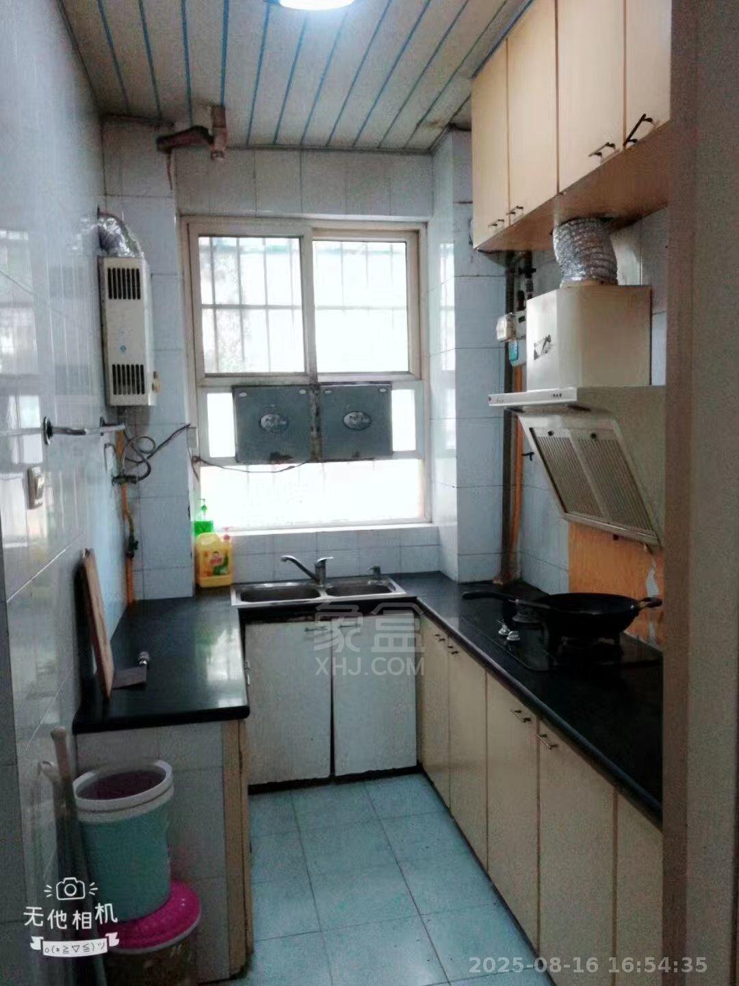 响石花园 2室1厅1卫 1000.0元/月 响石花园 2室1厅1卫 1000.0元/月室内图