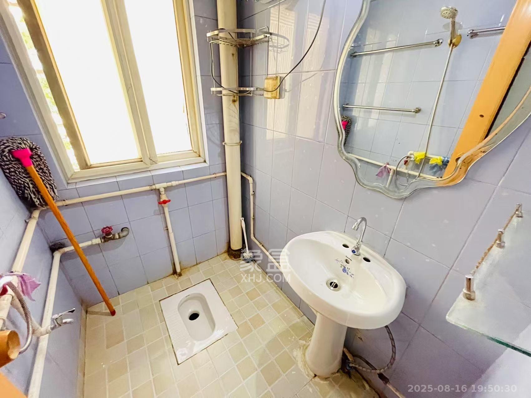 富绿新村  2室1厅1卫    1500.0元/月室内图