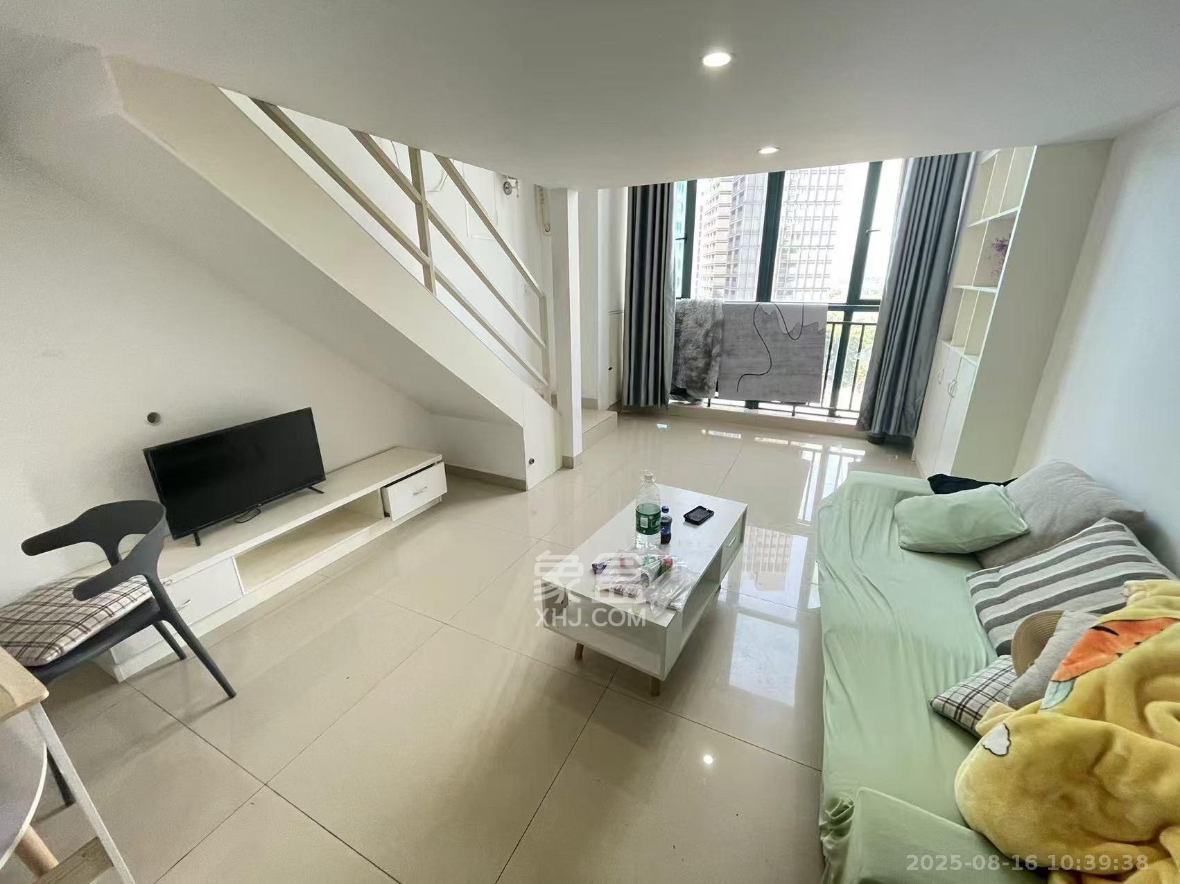 洋湖时代  1室1厅1卫    1500.0元/月 洋湖时代  1室1厅1卫    1500.0元/月