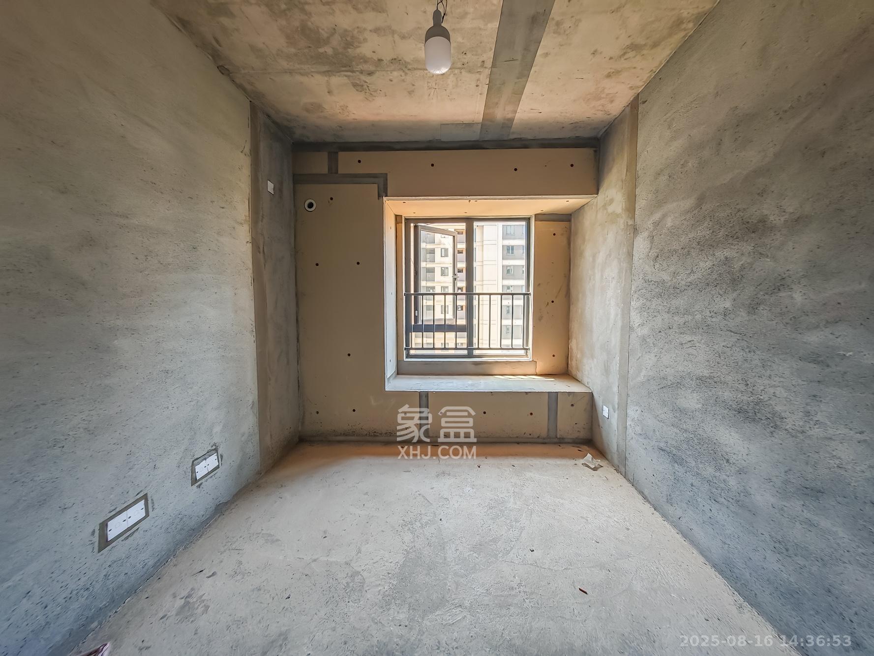 东原启城  3室2厅1卫    42.0万 东原启城  3室2厅1卫    42.0万卧室