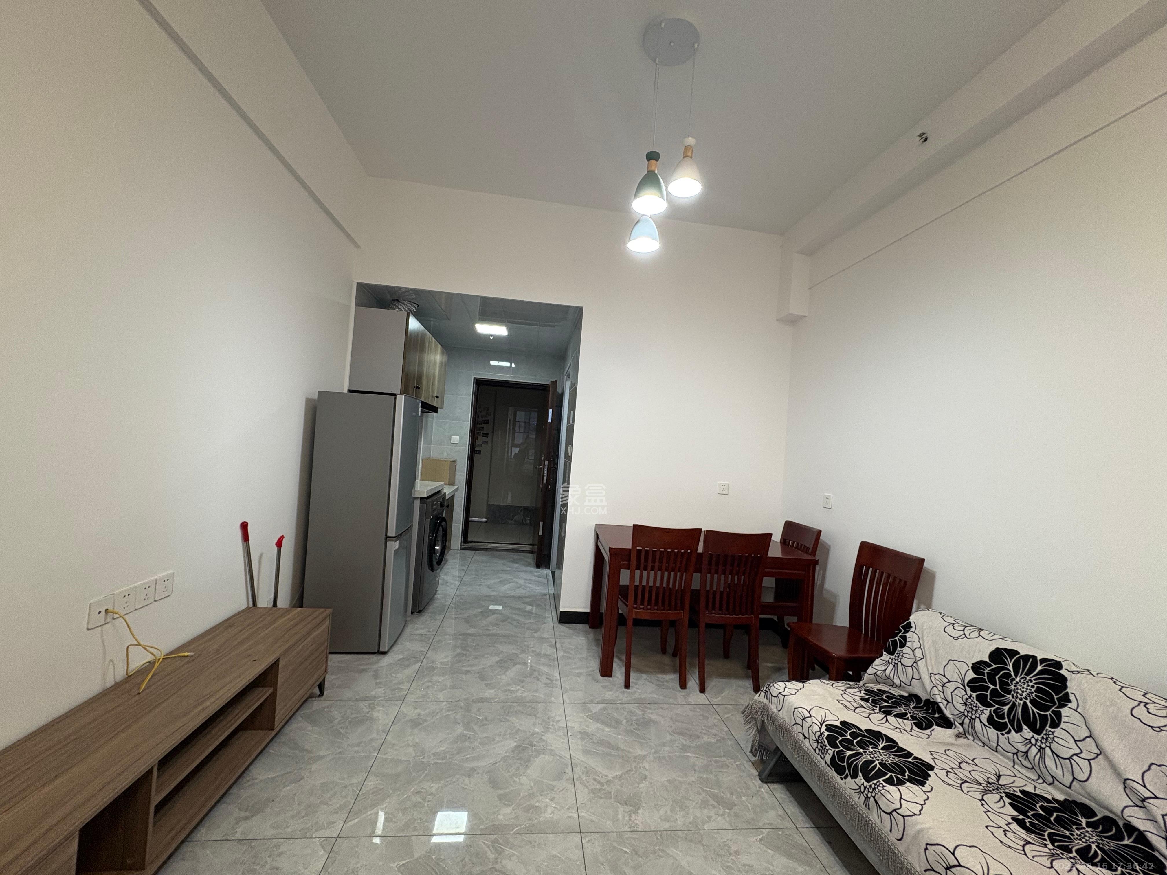 金科天悦(金科美邻汇) 1室0厅0卫 1400.0元/月 金科天悦(金科美邻汇) 1室0厅0卫 1400.0元/月室内图