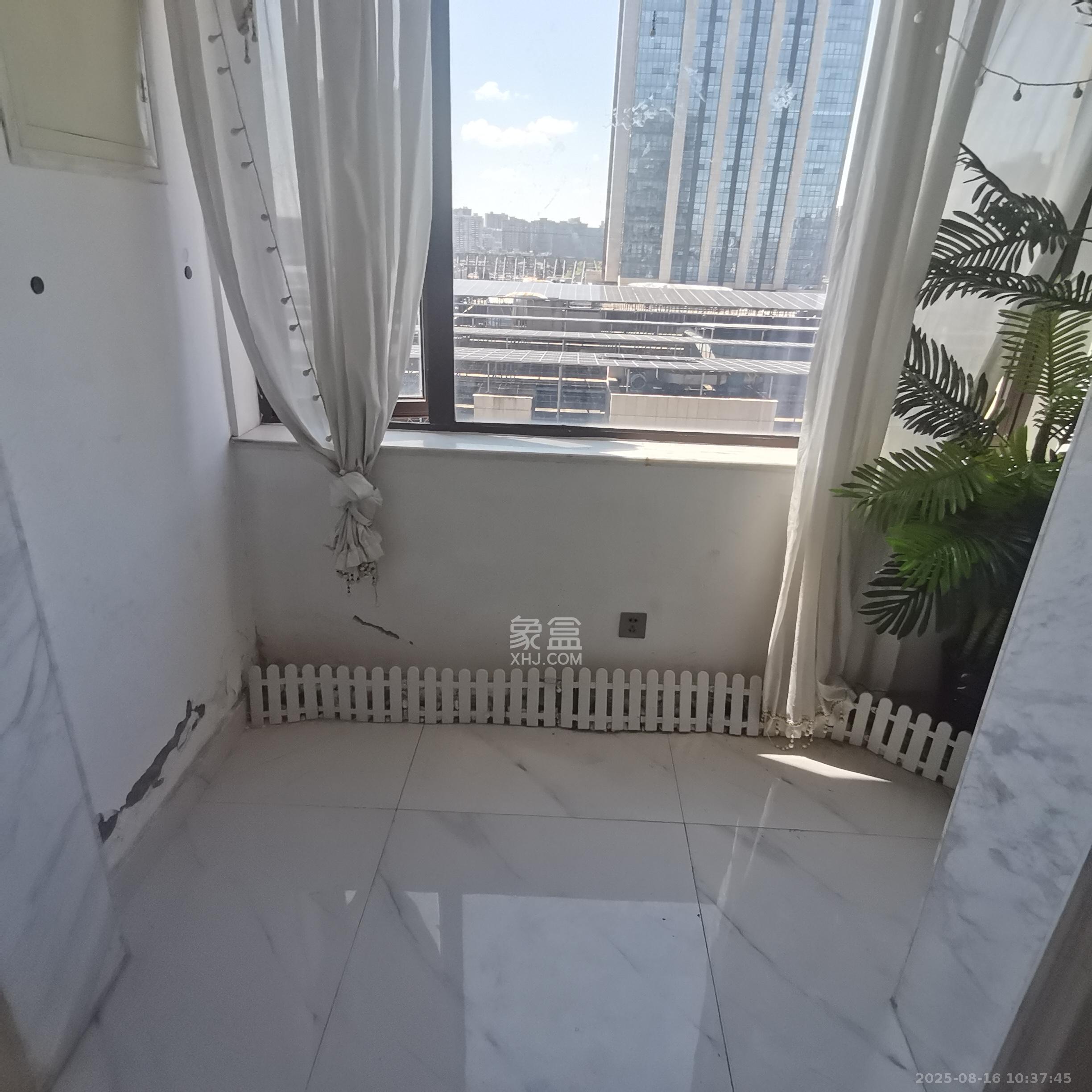 喜盈门范城 2室1厅1卫 3100.0元/月 喜盈门范城 2室1厅1卫 3100.0元/月室内图