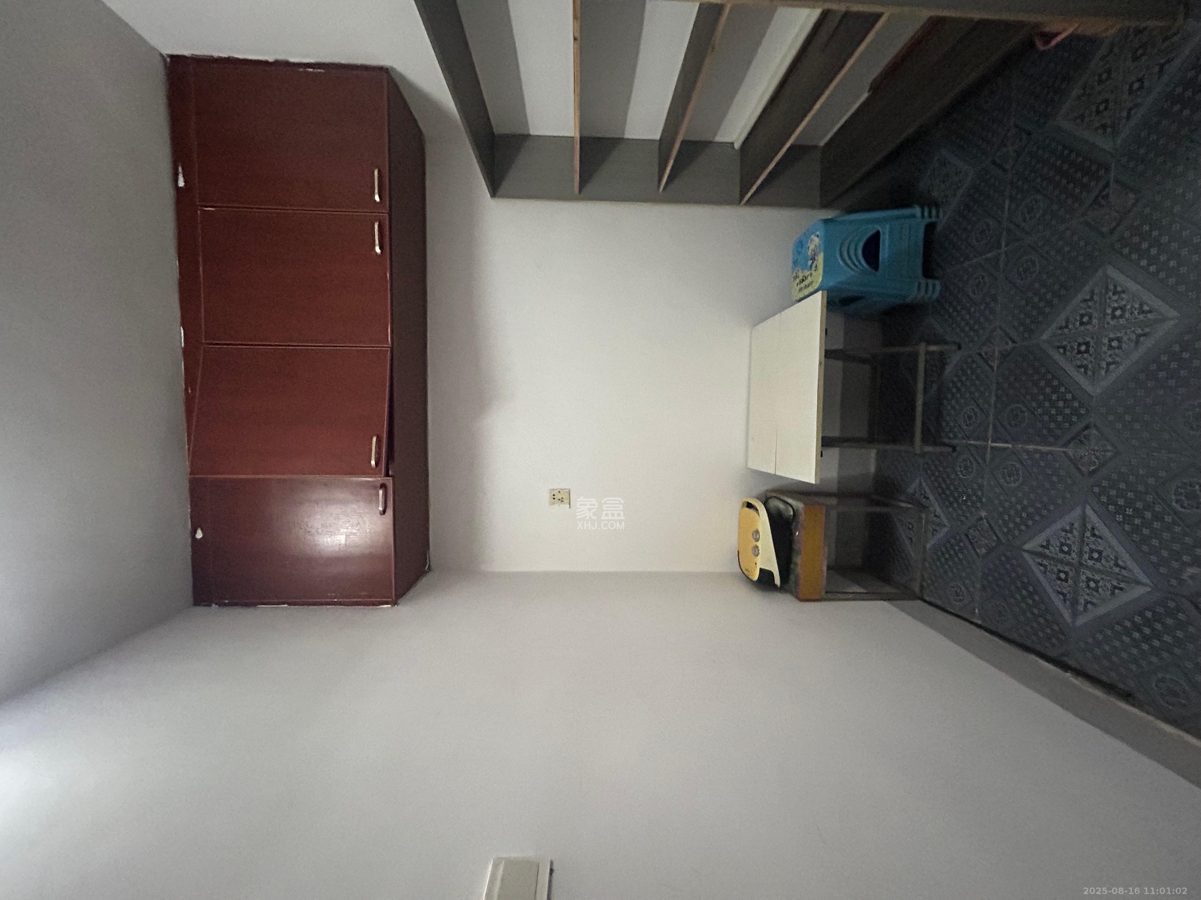 杨家山散盘 1室1厅1卫 900.0元/月 杨家山散盘 1室1厅1卫 900.0元/月室内图