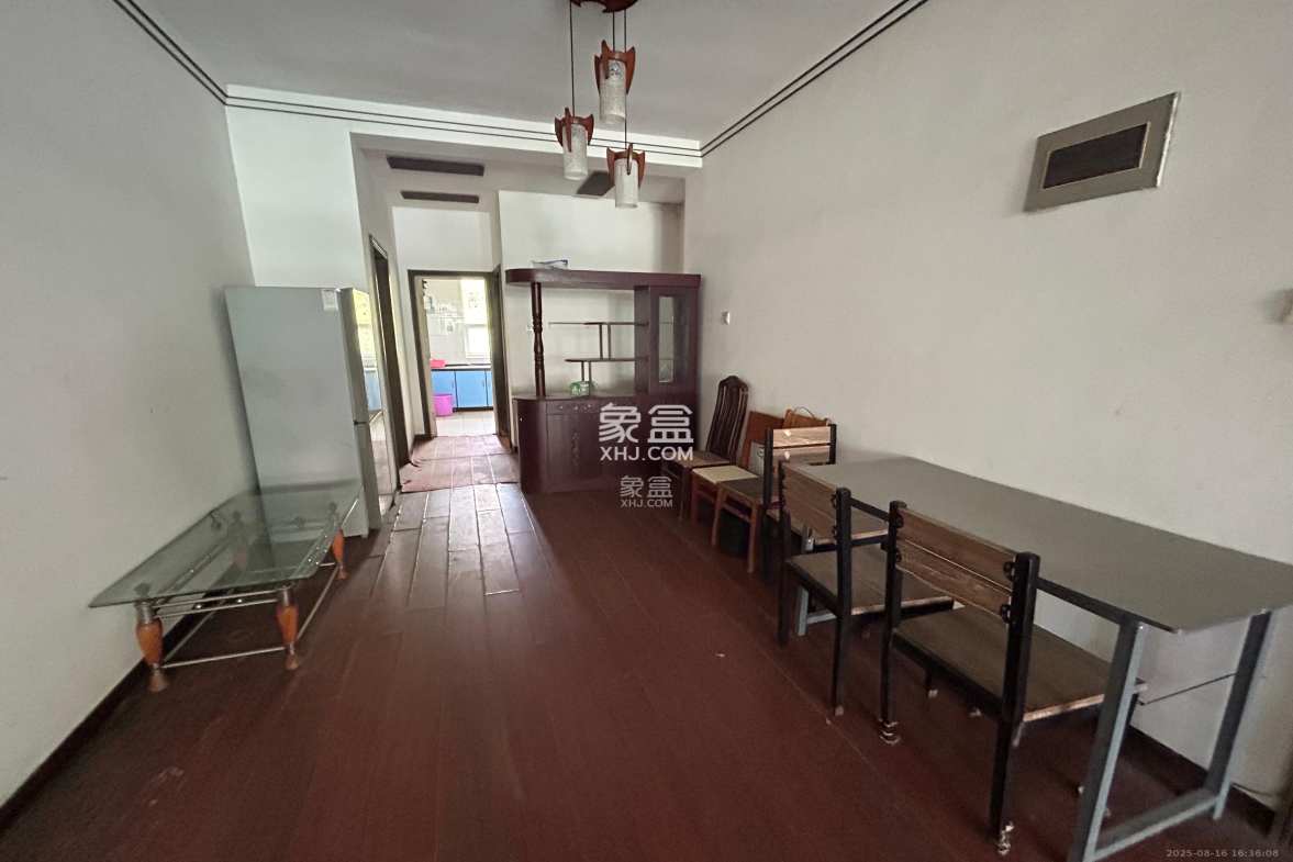 湖开小区(湖南开关厂宿舍)/南大桥社区 3室2厅1卫 1200.0元/月 湖开小区(湖南开关厂宿舍)/南大桥社区 3室2厅1卫 1200.0元/月室内图