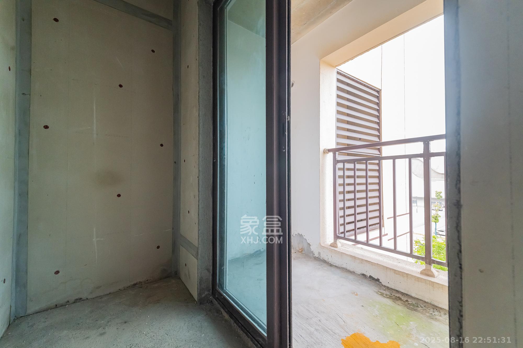 兴进珺府  5室2厅1卫    95.8万 兴进珺府  5室2厅1卫    95.8万其他