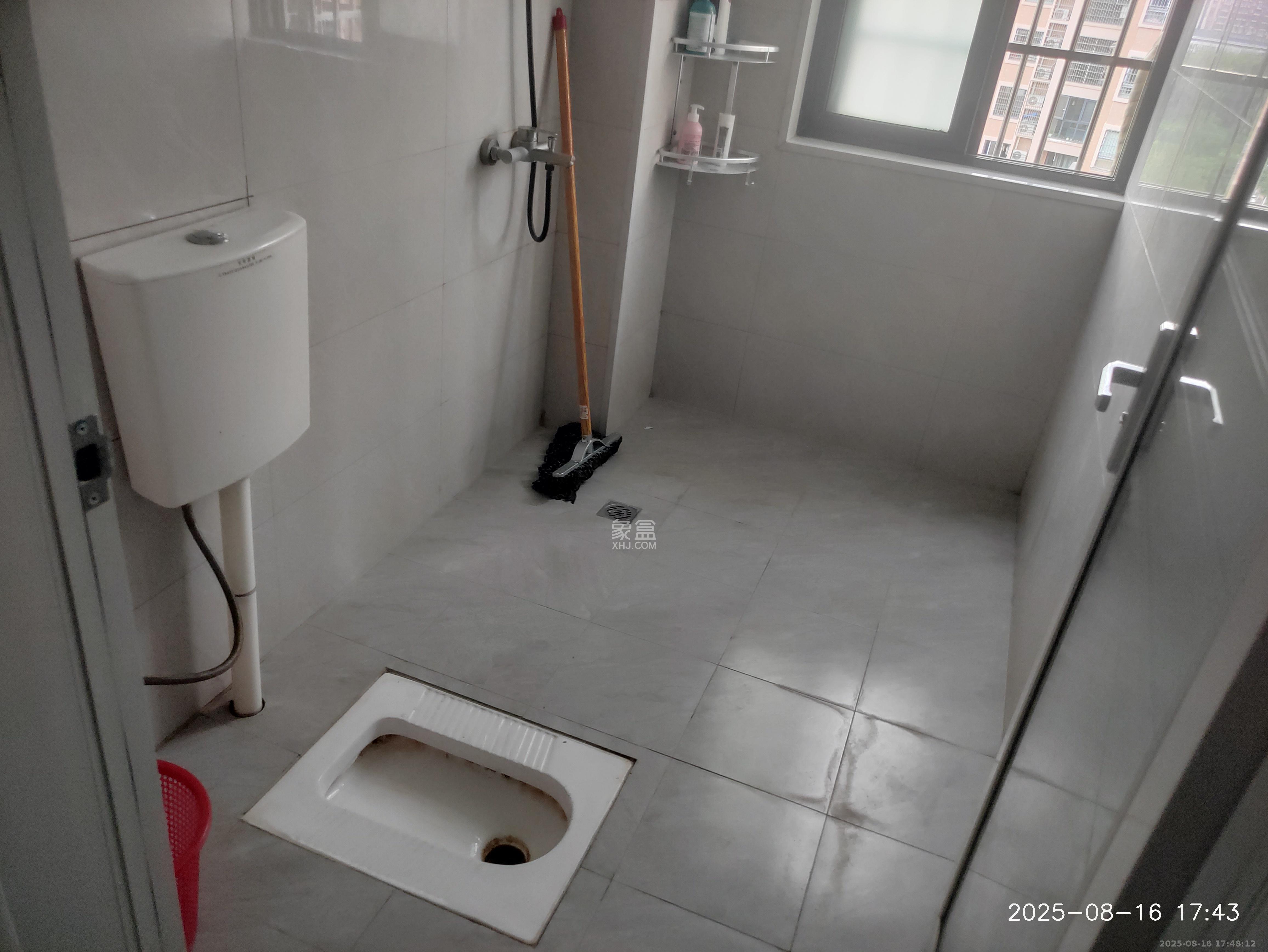 华龙家园(和泰家园) 2室0厅0卫 1600.0元/月 华龙家园(和泰家园) 2室0厅0卫 1600.0元/月室内图