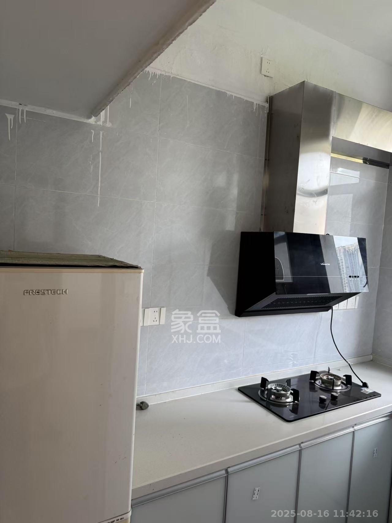 长重机械厂宿舍  2室2厅1卫    1100.0元/月 长重机械厂宿舍  2室2厅1卫    1100.0元/月室内图