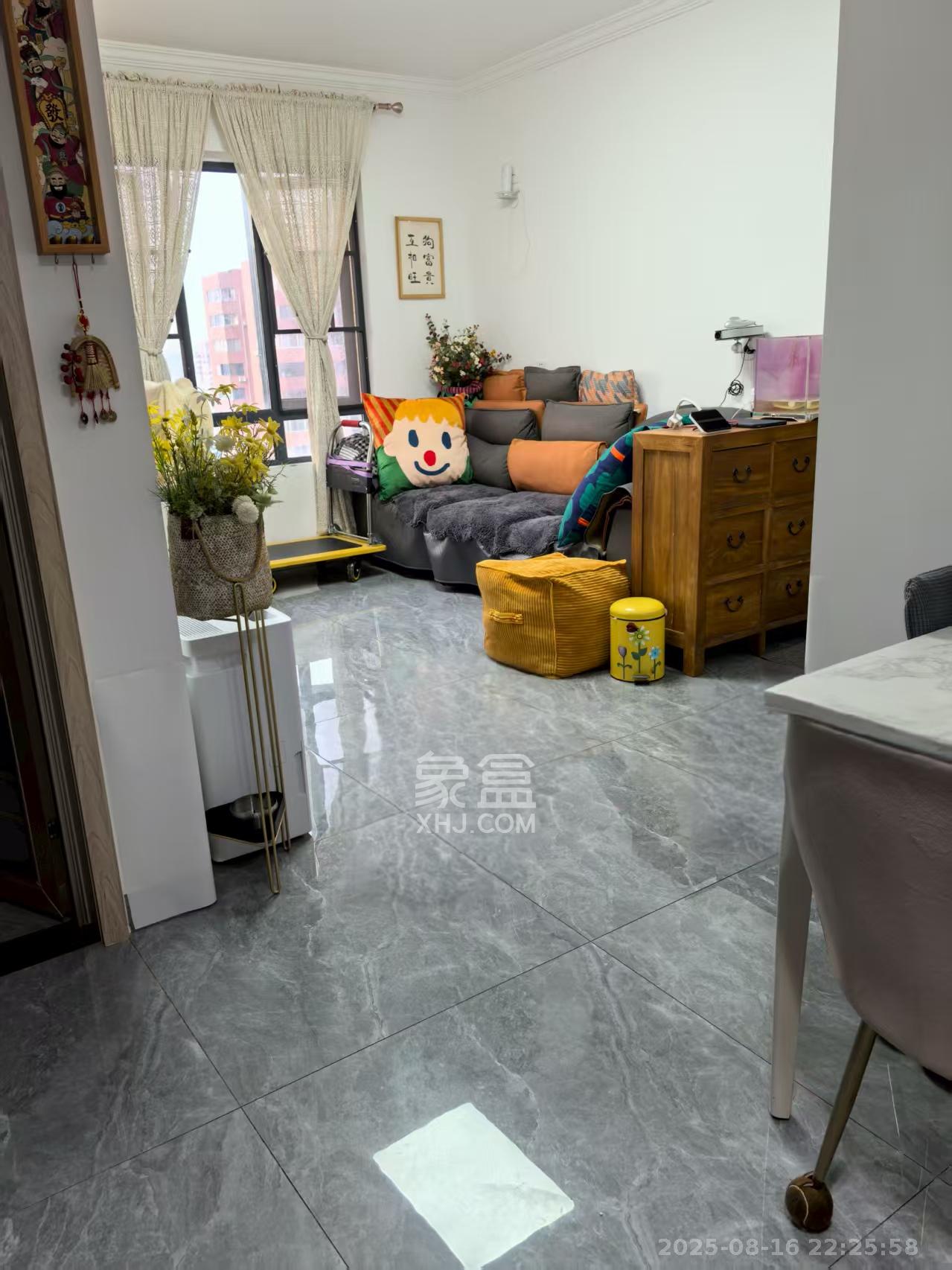 韭菜园嘉苑 3室1厅1卫 4200.0元/月 韭菜园嘉苑 3室1厅1卫 4200.0元/月室内图