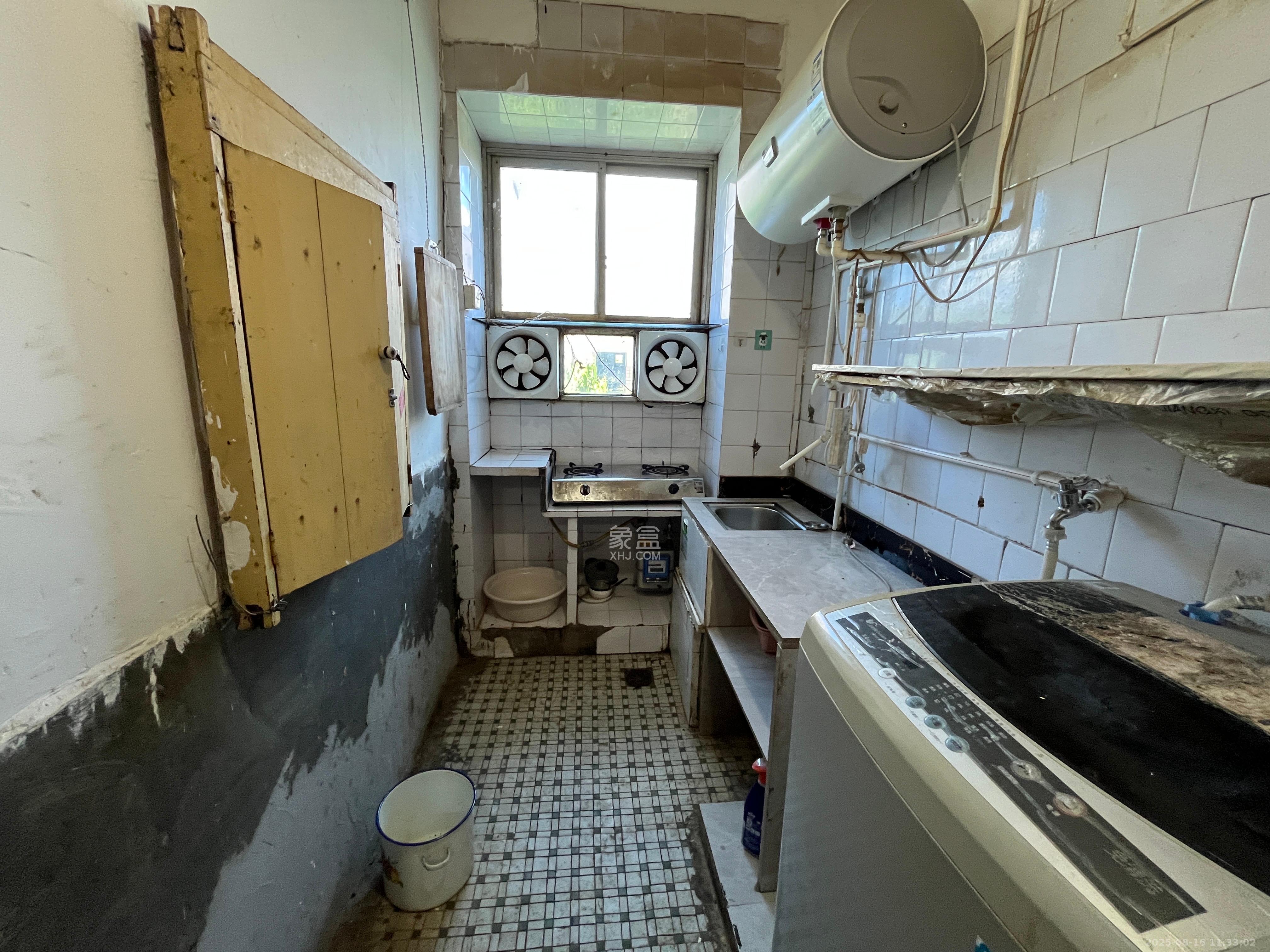 砂子塘社区  3室1厅1卫    1200.0元/月室内图