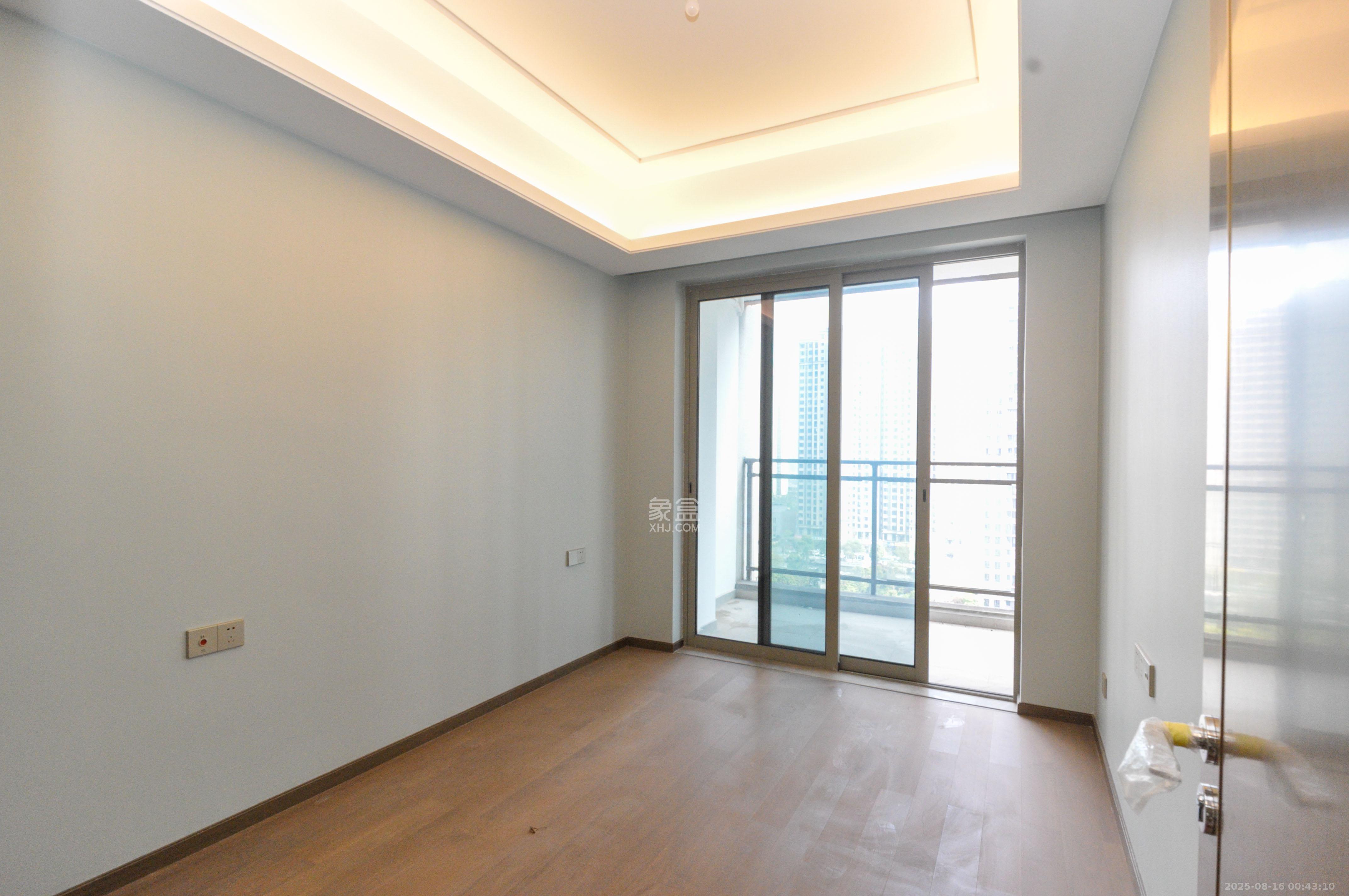 梅溪湖金茂湾  4室2厅2卫    458.0万 梅溪湖金茂湾  4室2厅2卫    458.0万其他