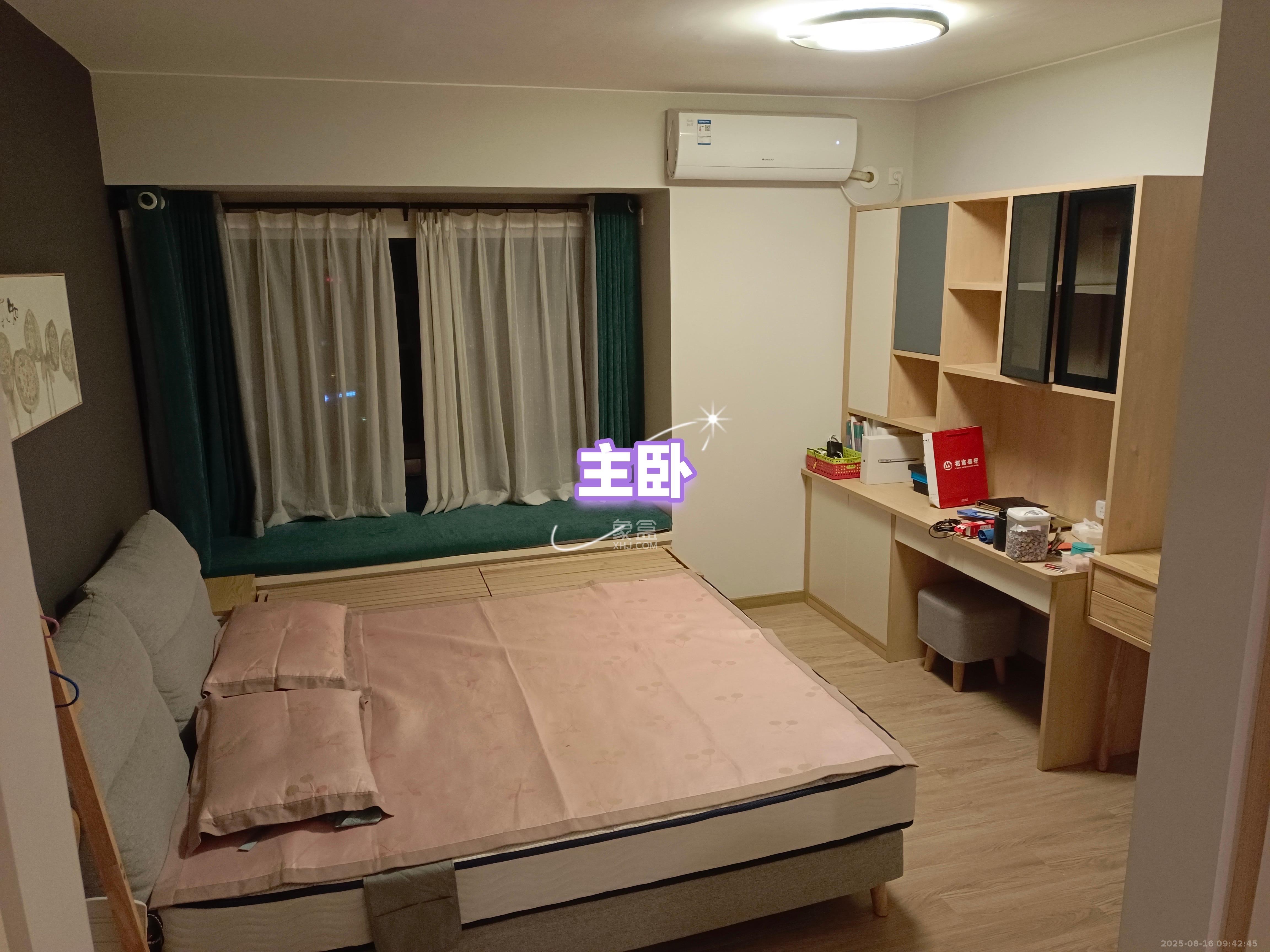 时代年华  4室1厅1卫    2600.0元/月 时代年华  4室1厅1卫    2600.0元/月室内图