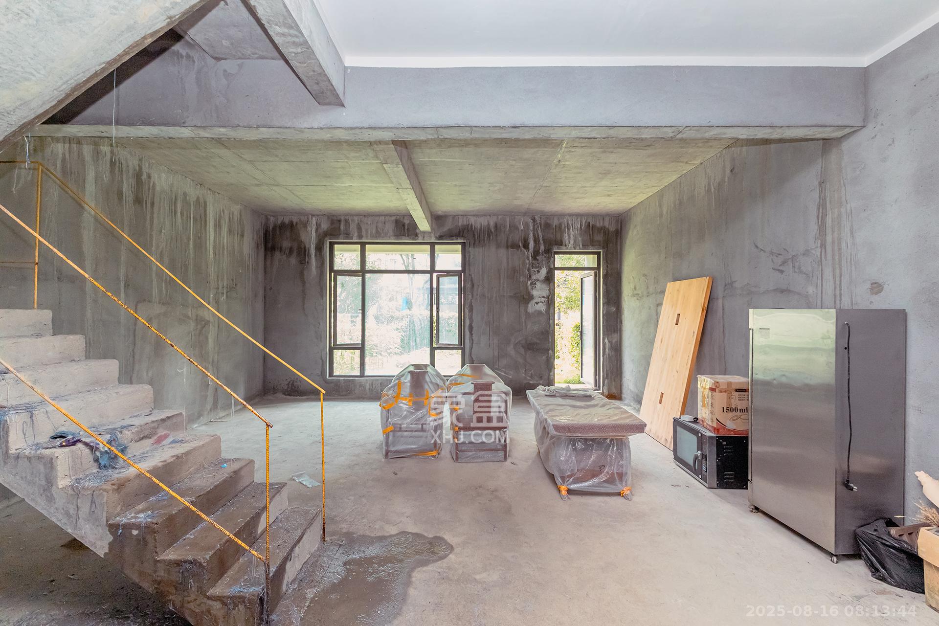 龙湖璟宸原著(龙湖紫宸)  6室2厅4卫    360.0万 龙湖璟宸原著(龙湖紫宸)  6室2厅4卫    360.0万