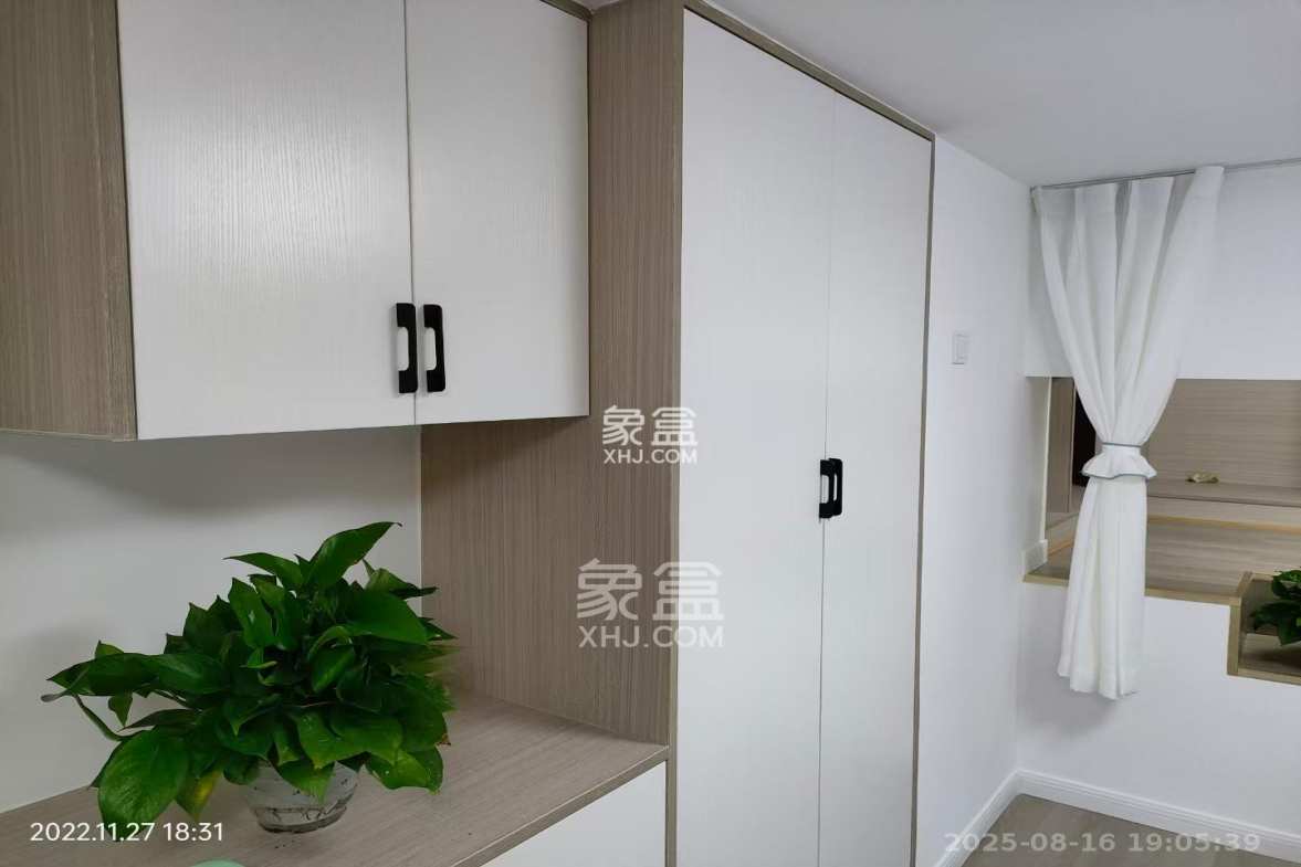 梅溪湖金茂湾  1室1厅1卫    2100.0元/月 梅溪湖金茂湾  1室1厅1卫    2100.0元/月室内图