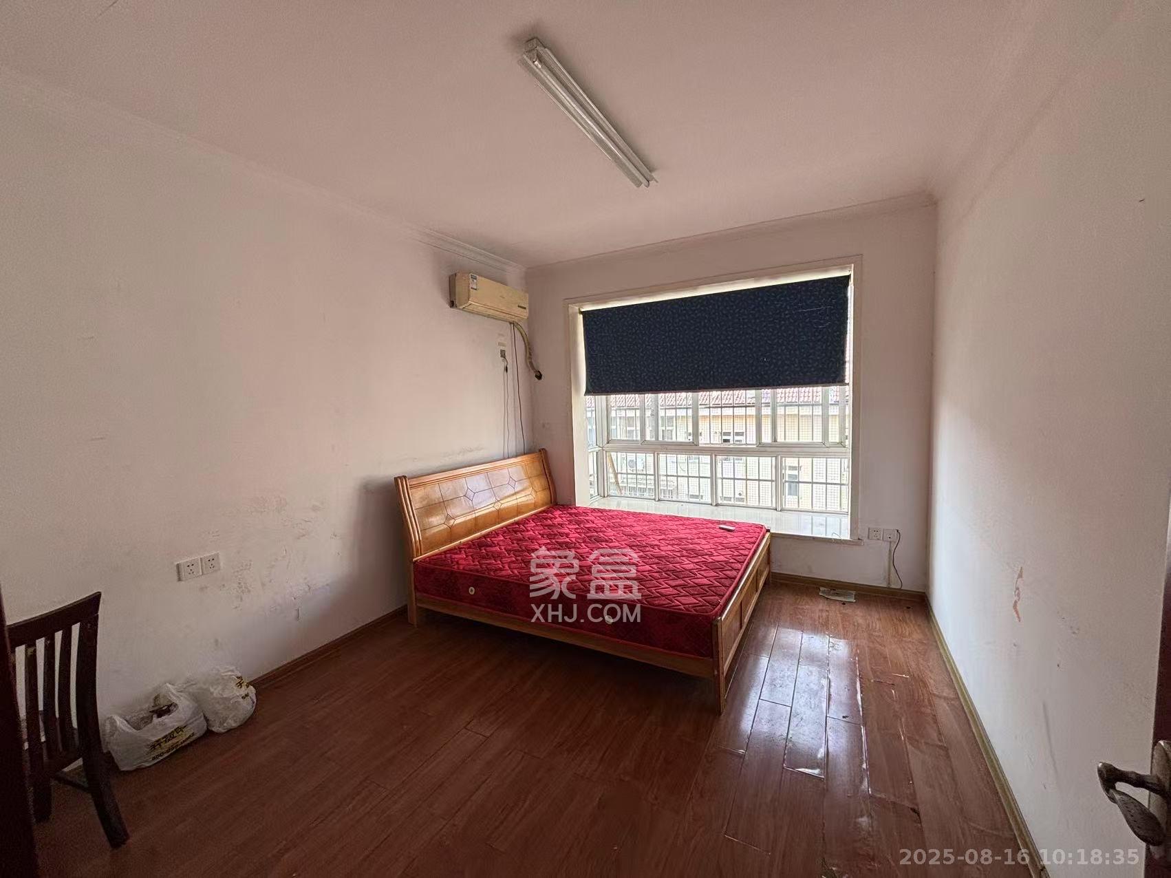 红星农博住宅小区(佳英农博小区) 6室2厅3卫 2500.0元/月 红星农博住宅小区(佳英农博小区) 6室2厅3卫 2500.0元/月室内图