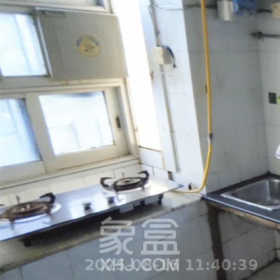 省军区宿舍 4室2厅2卫 3200.0元/月 省军区宿舍 4室2厅2卫 3200.0元/月室内图