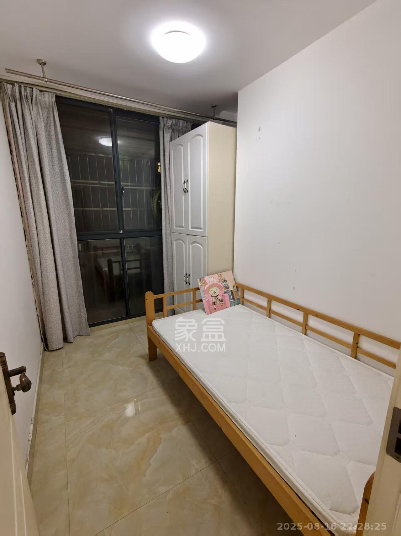 中信文化广场（中信新城二期）  3室1厅1卫    2000.0元/月室内图