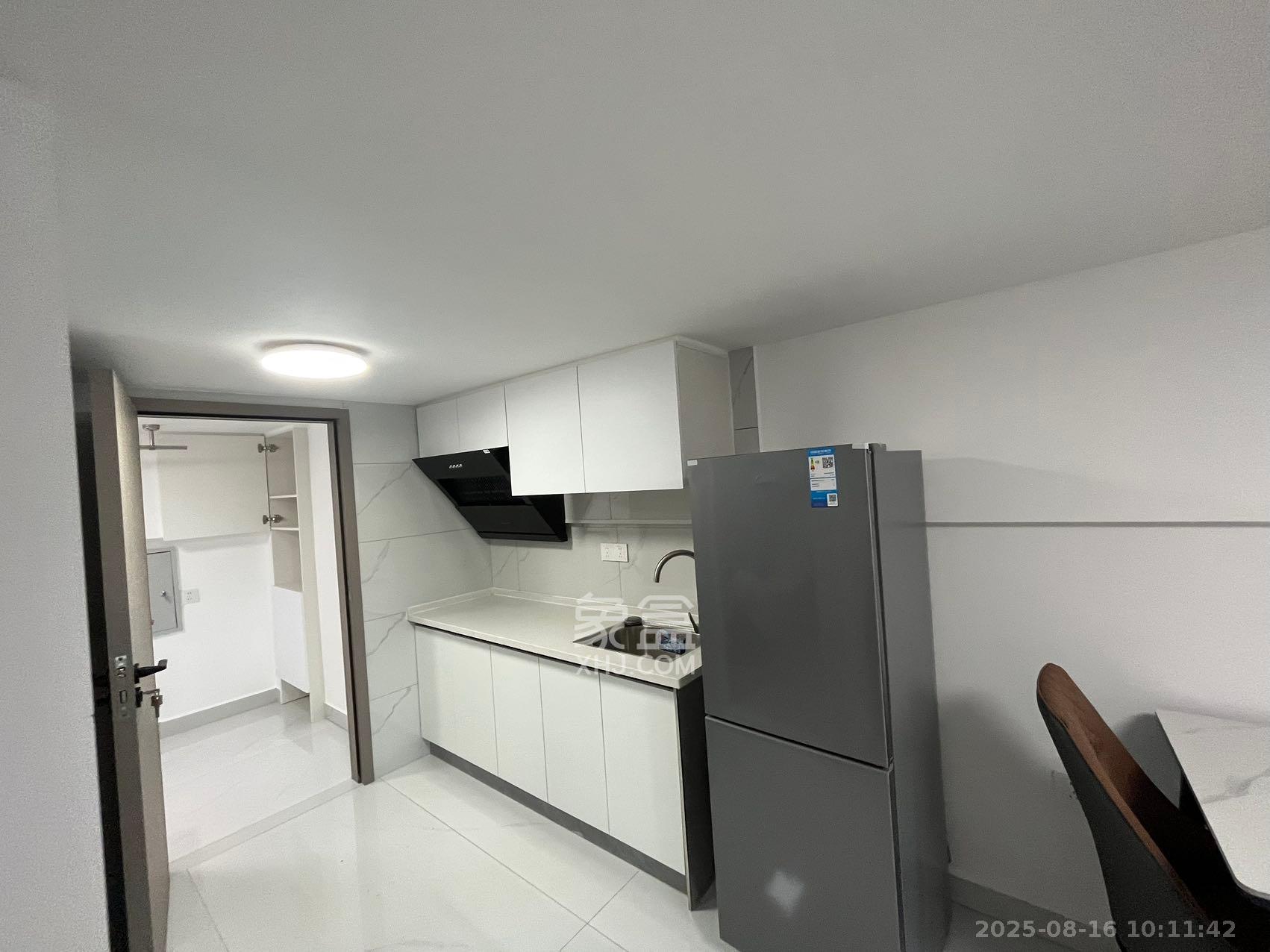 长房时代小镇 1室1厅1卫 1100.0元/月 长房时代小镇 1室1厅1卫 1100.0元/月室内图