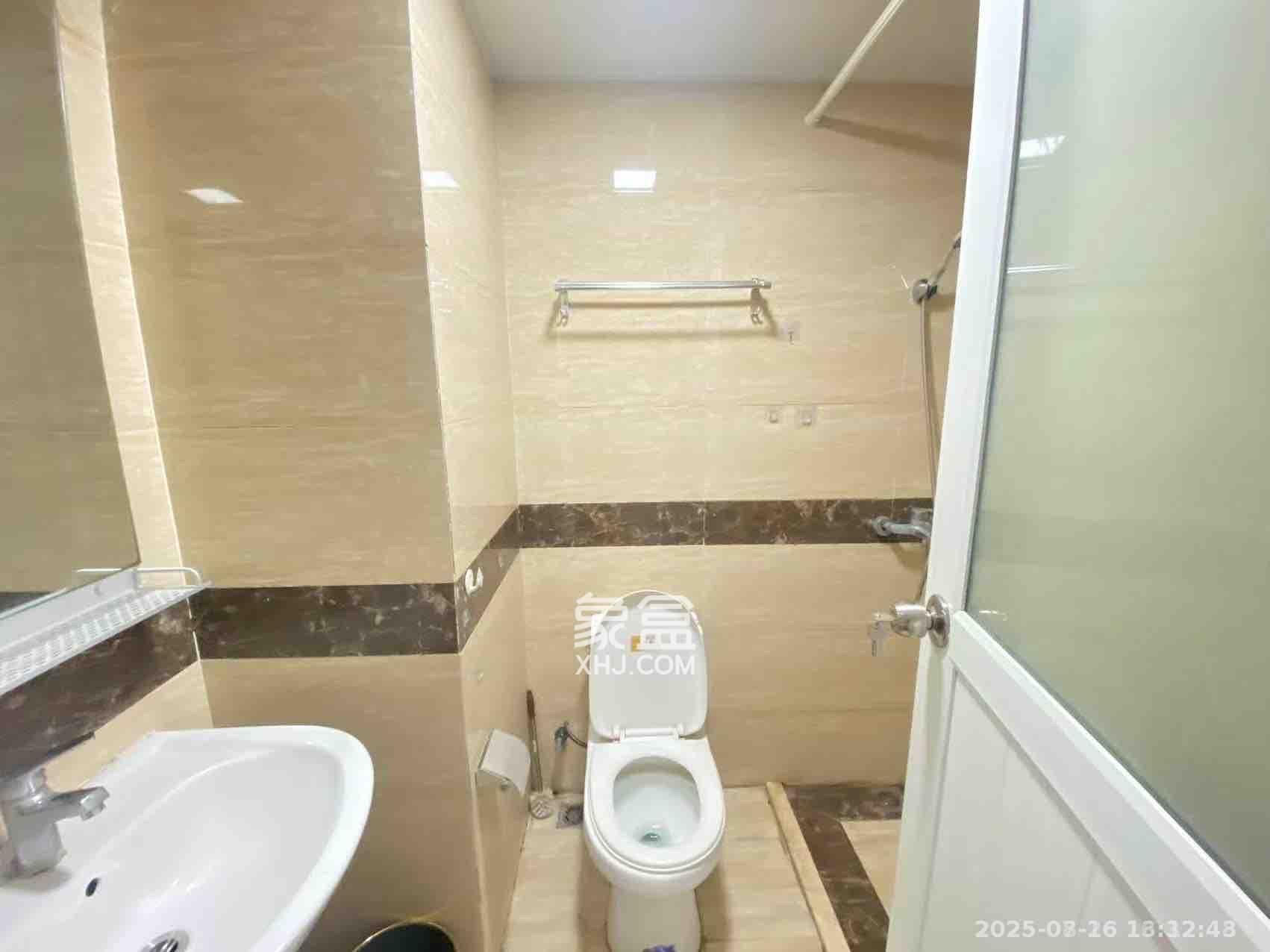 万科白鹭郡 1室1厅1卫 1300.00元/月 万科白鹭郡 1室1厅1卫 1300.00元/月室内图