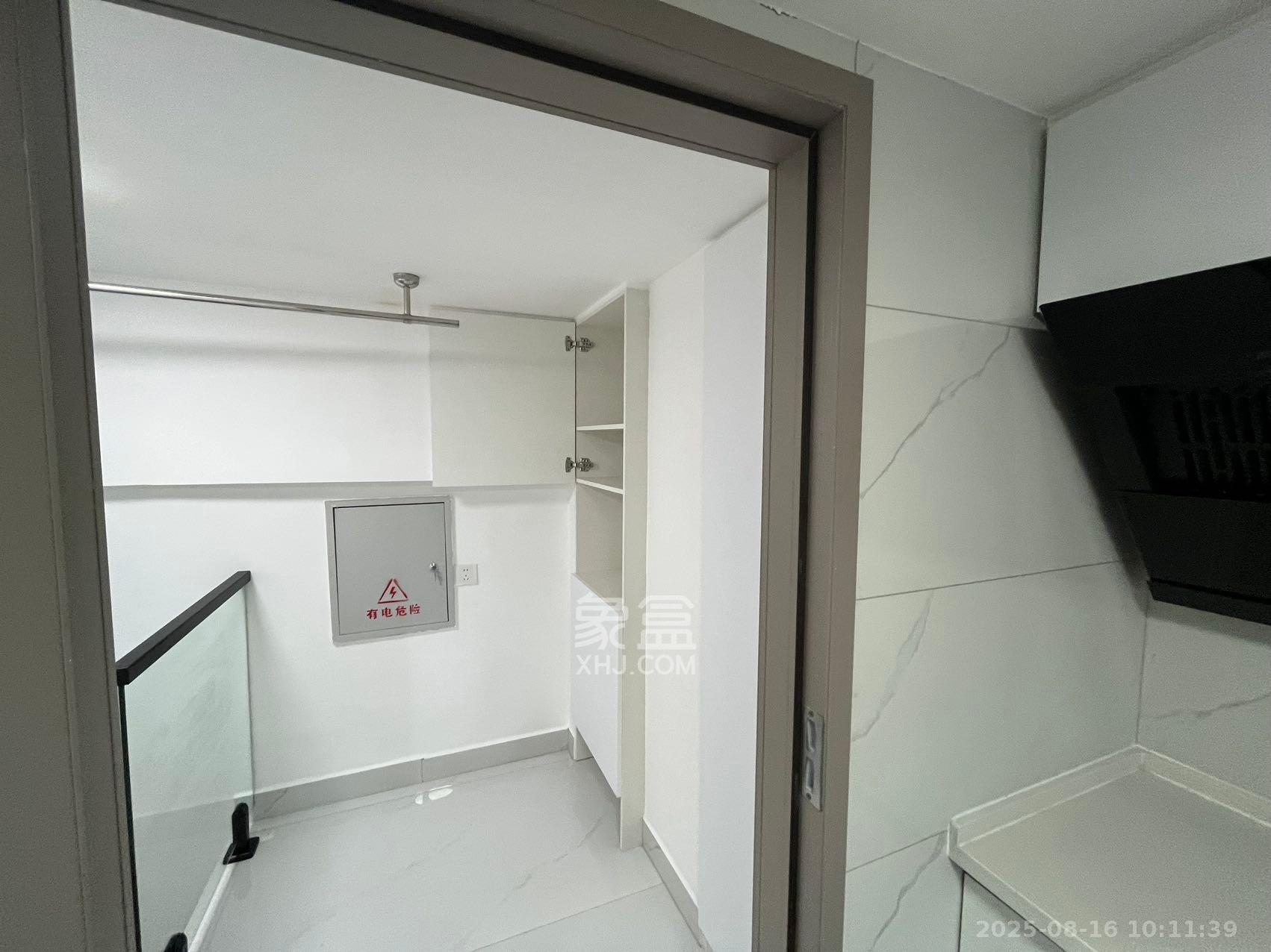 长房时代小镇 1室1厅1卫 1100.0元/月 长房时代小镇 1室1厅1卫 1100.0元/月室内图