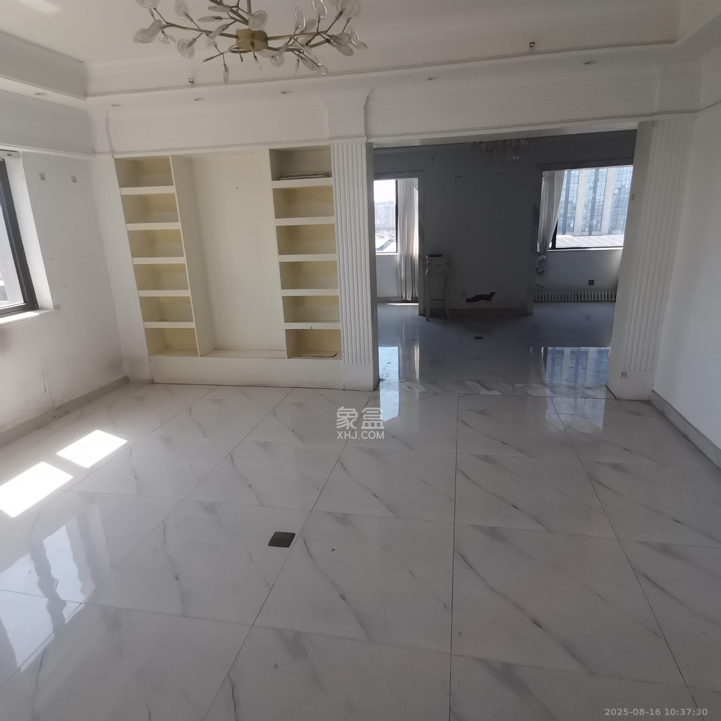 喜盈门范城 2室1厅1卫 3100.0元/月 喜盈门范城 2室1厅1卫 3100.0元/月室内图