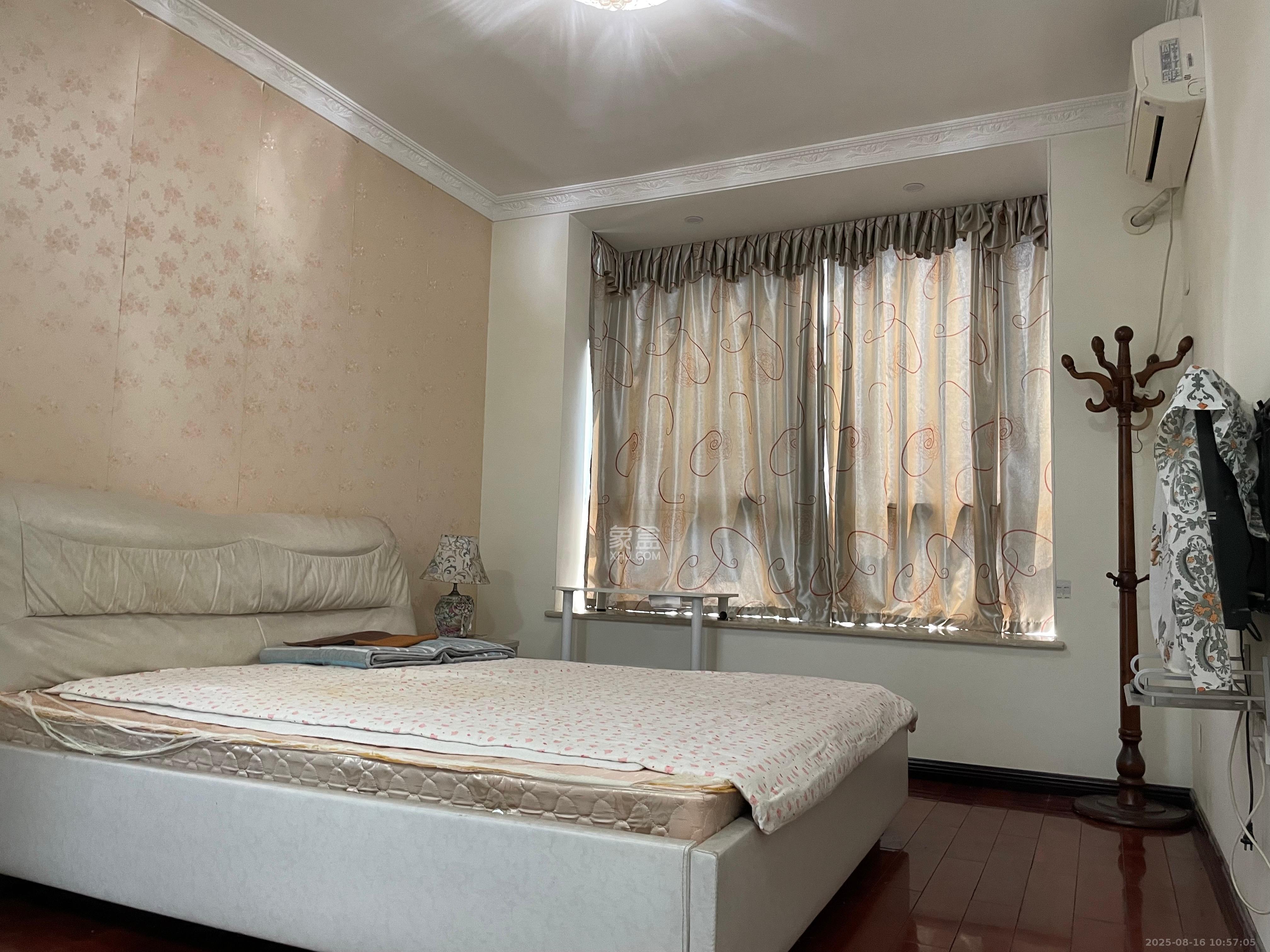 湘江世纪城咏江苑 2室2厅2卫 2100.0元/月 湘江世纪城咏江苑 2室2厅2卫 2100.0元/月室内图