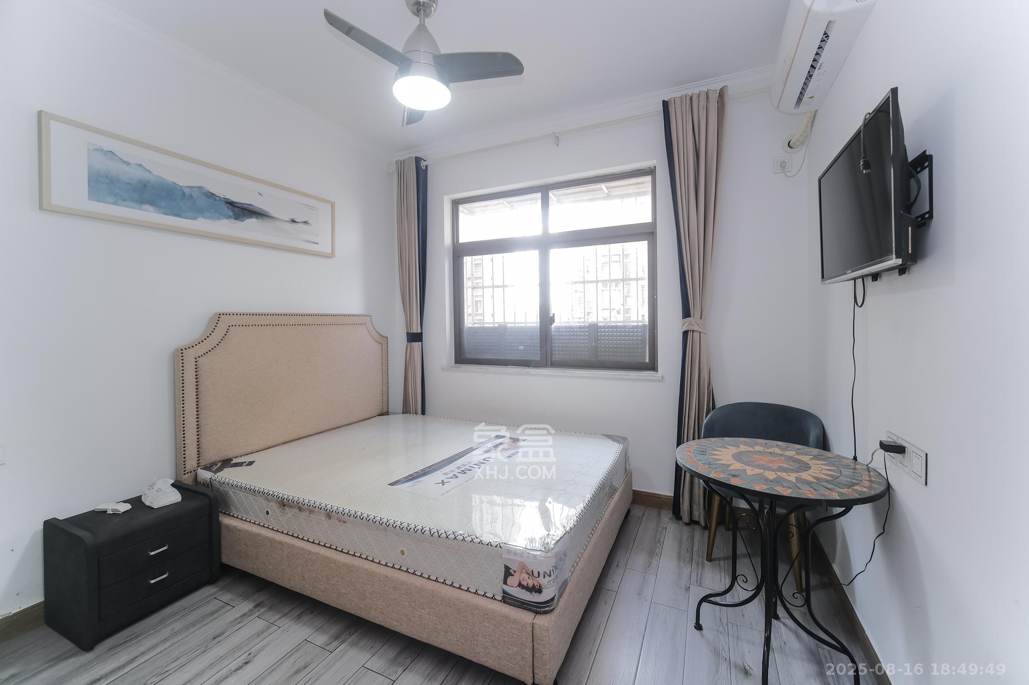 好望谷  4室2厅2卫    108.0万卧室