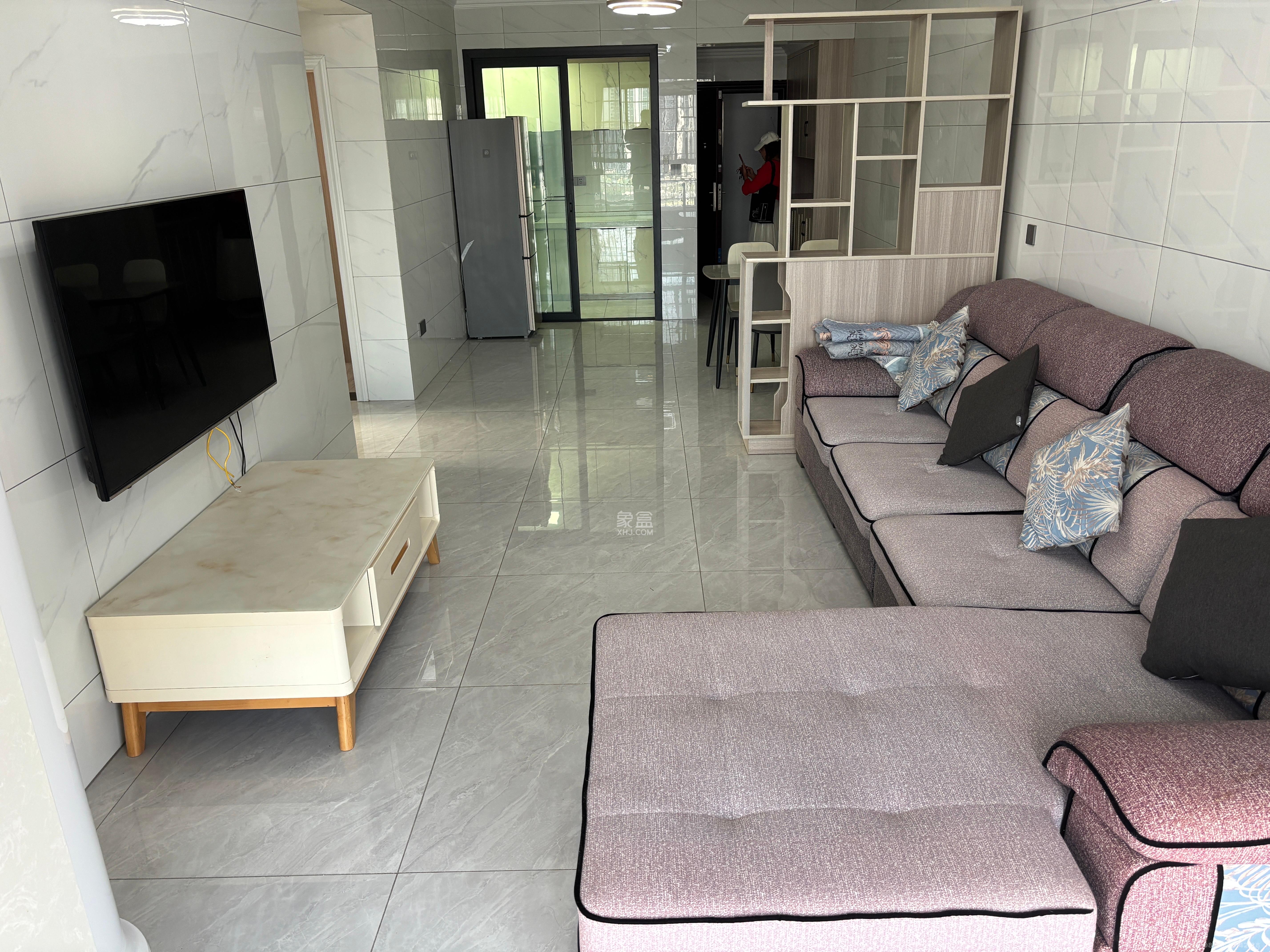 金南家园三期 2室2厅1卫 2400.0元/月 金南家园三期 2室2厅1卫 2400.0元/月室内图