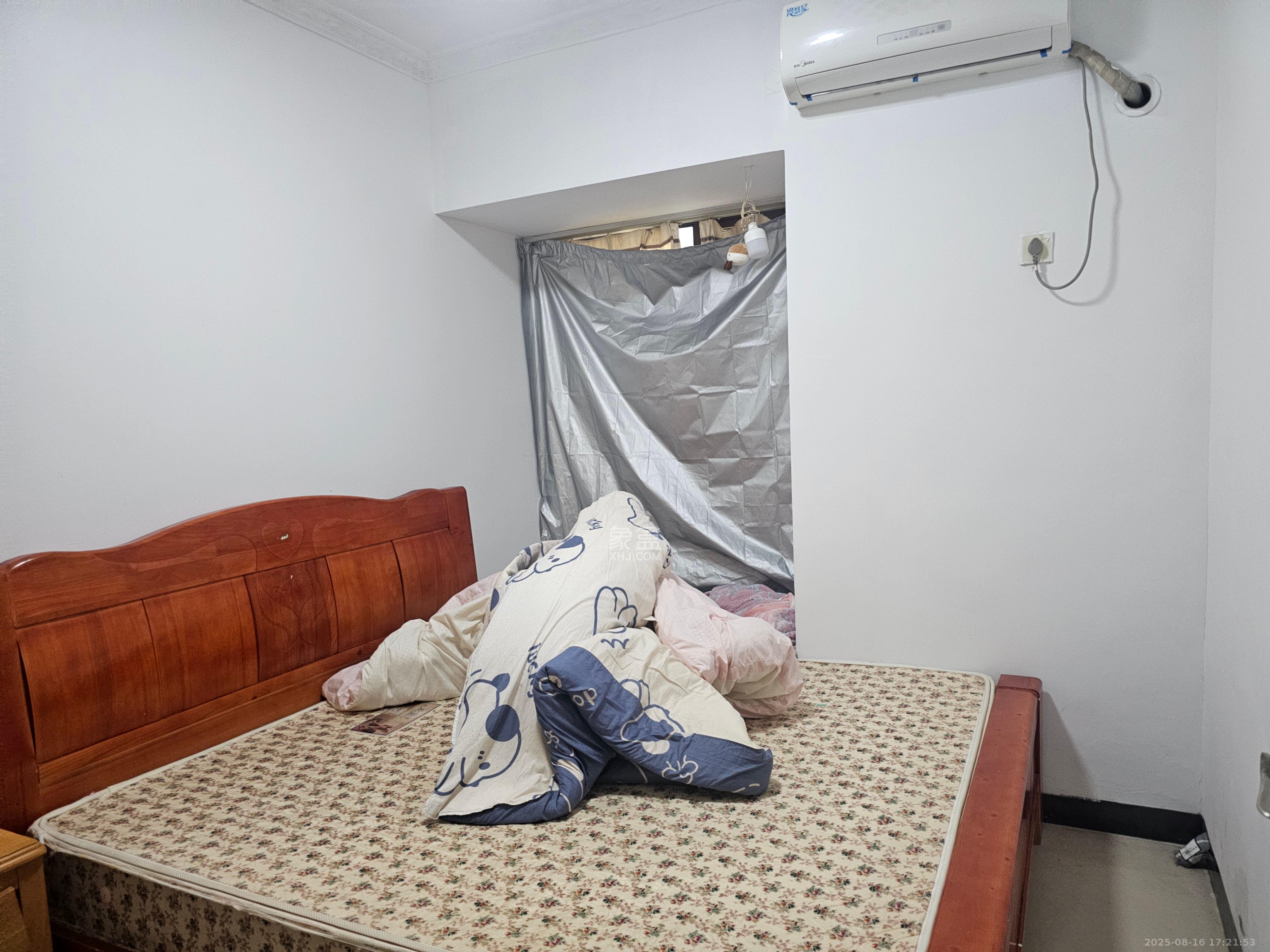 高信向日葵 2室2厅1卫 2200.0元/月 高信向日葵 2室2厅1卫 2200.0元/月室内图