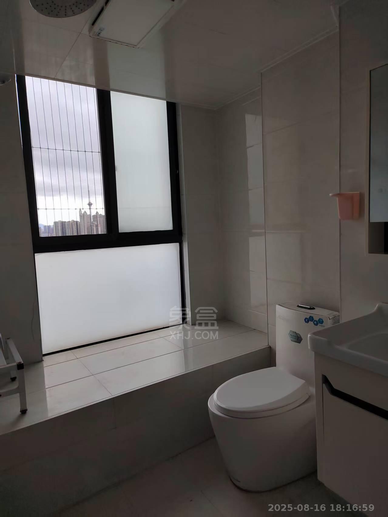 东鼎紫园 2室2厅1卫 1600.0元/月 东鼎紫园 2室2厅1卫 1600.0元/月室内图