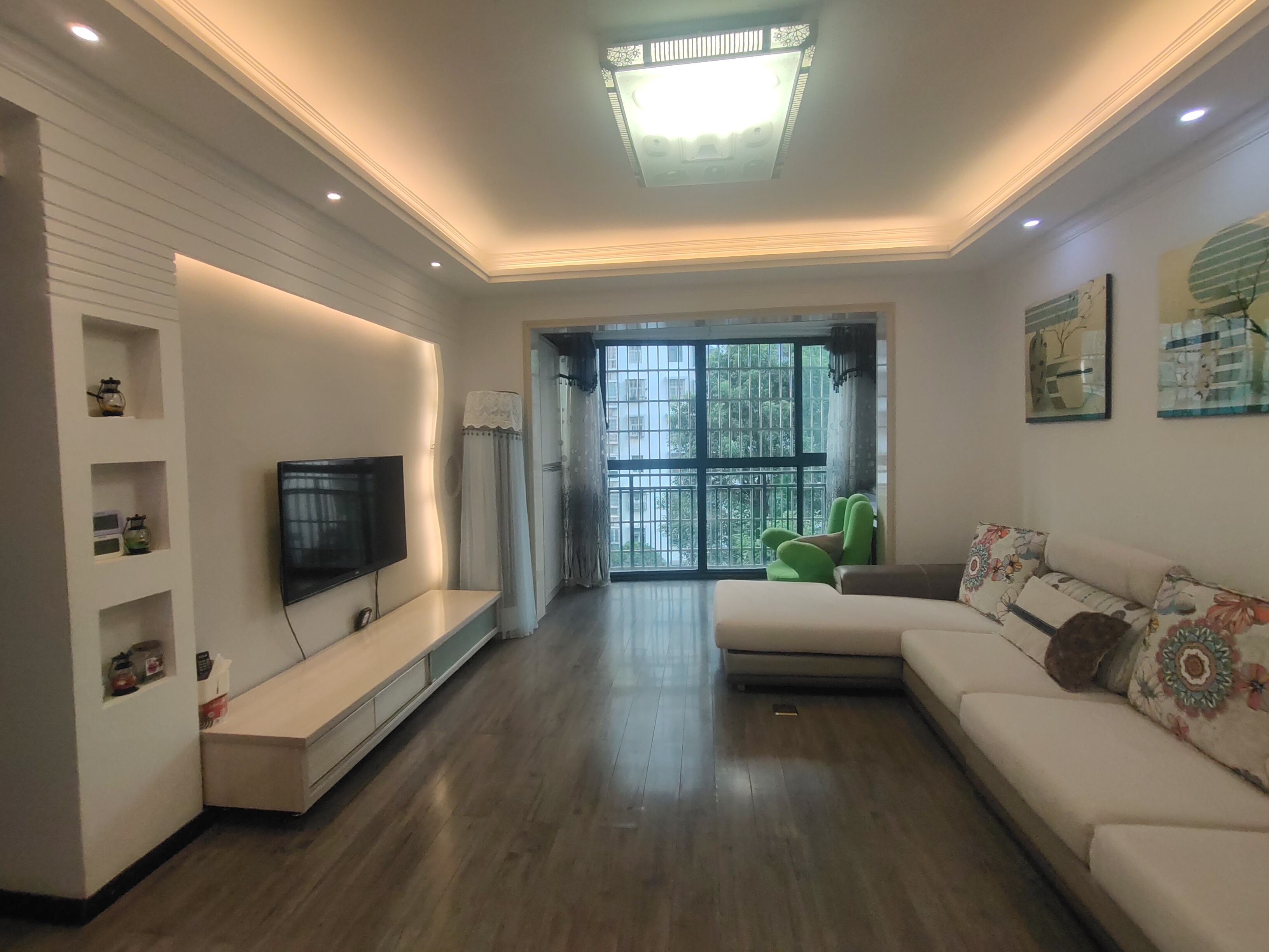 熙城春天 2室2厅1卫 1600.0元/月 熙城春天 2室2厅1卫 1600.0元/月室内图