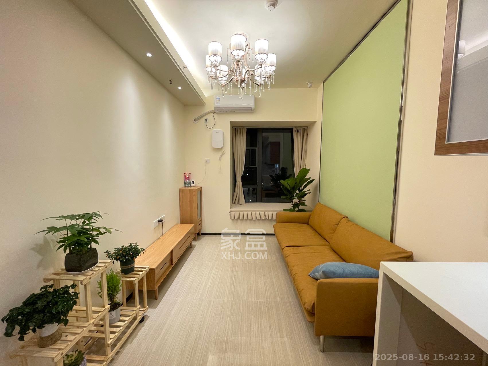 恒大清澜苑(恒大御景半岛四期) 1室1厅1卫 2400.0元/月 恒大清澜苑(恒大御景半岛四期) 1室1厅1卫 2400.0元/月室内图