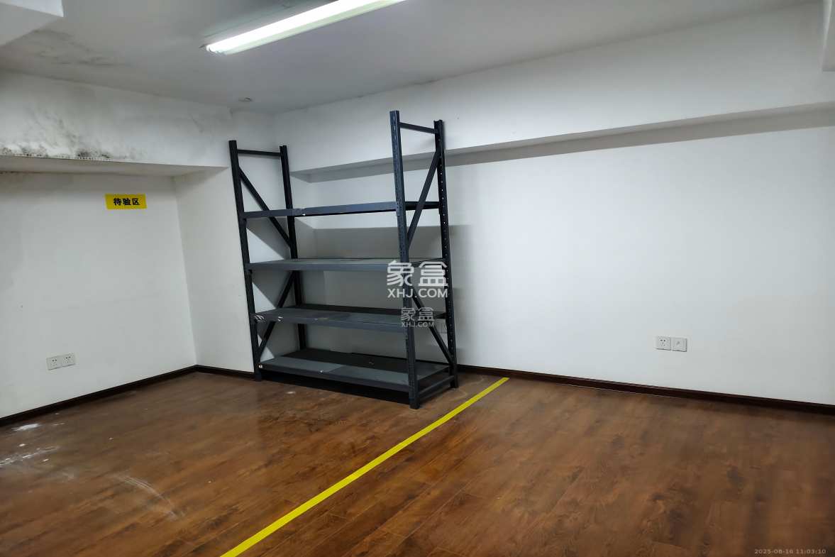 建发汇金国际 1室1厅1卫 20000.0元/月 建发汇金国际 1室1厅1卫 20000.0元/月室内图