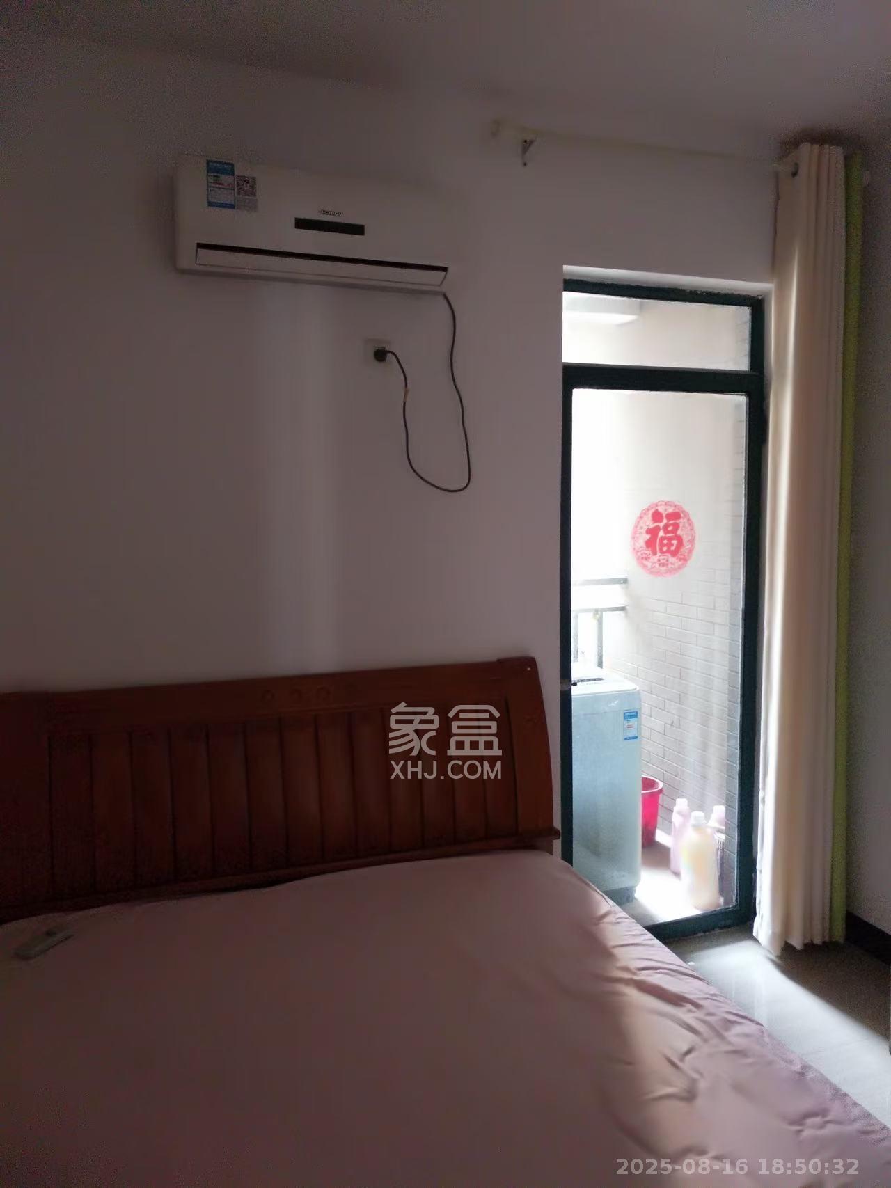 中江国际花城  3室2厅1卫   3600.00元/月室内图
