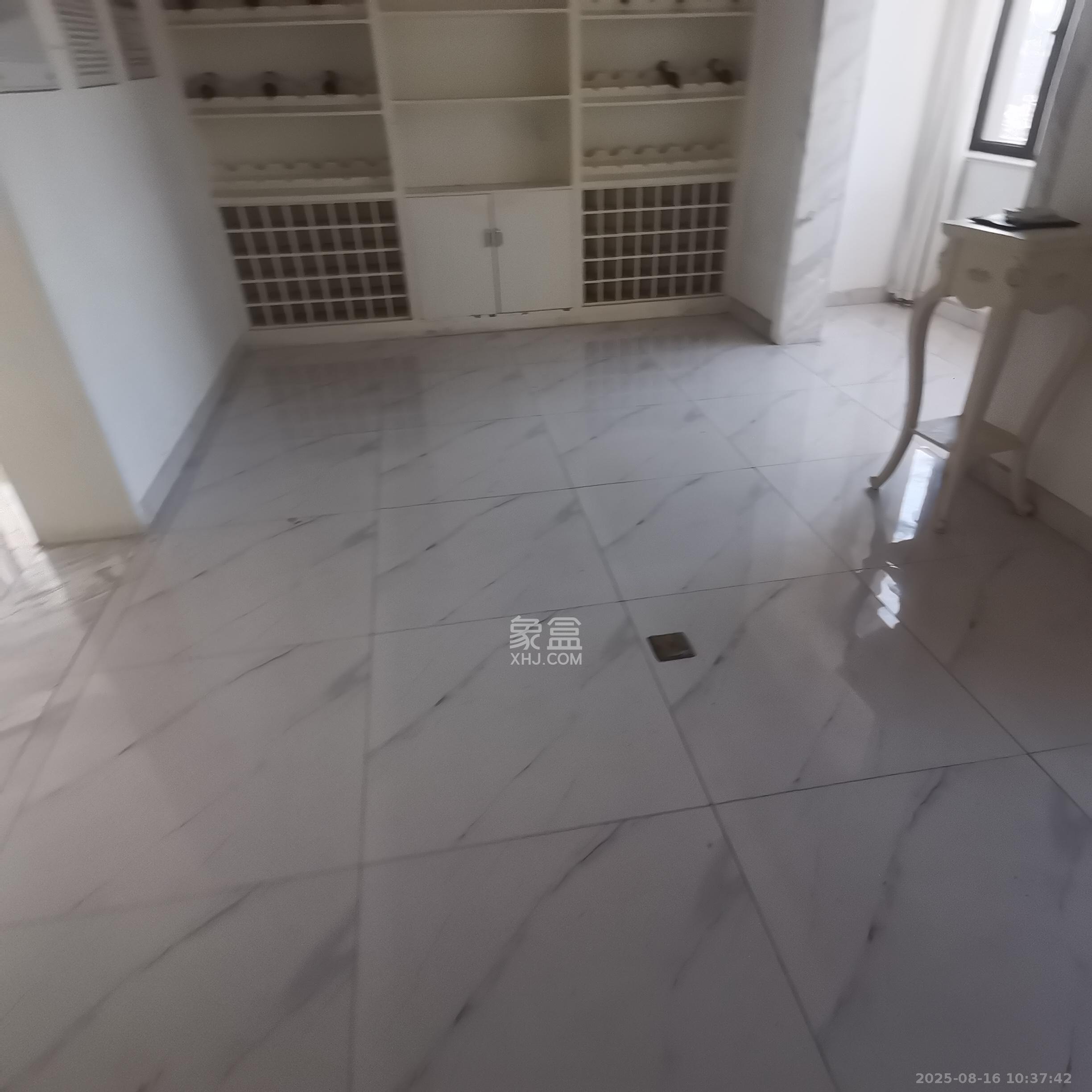 喜盈门范城  2室1厅1卫    3100.0元/月室内图