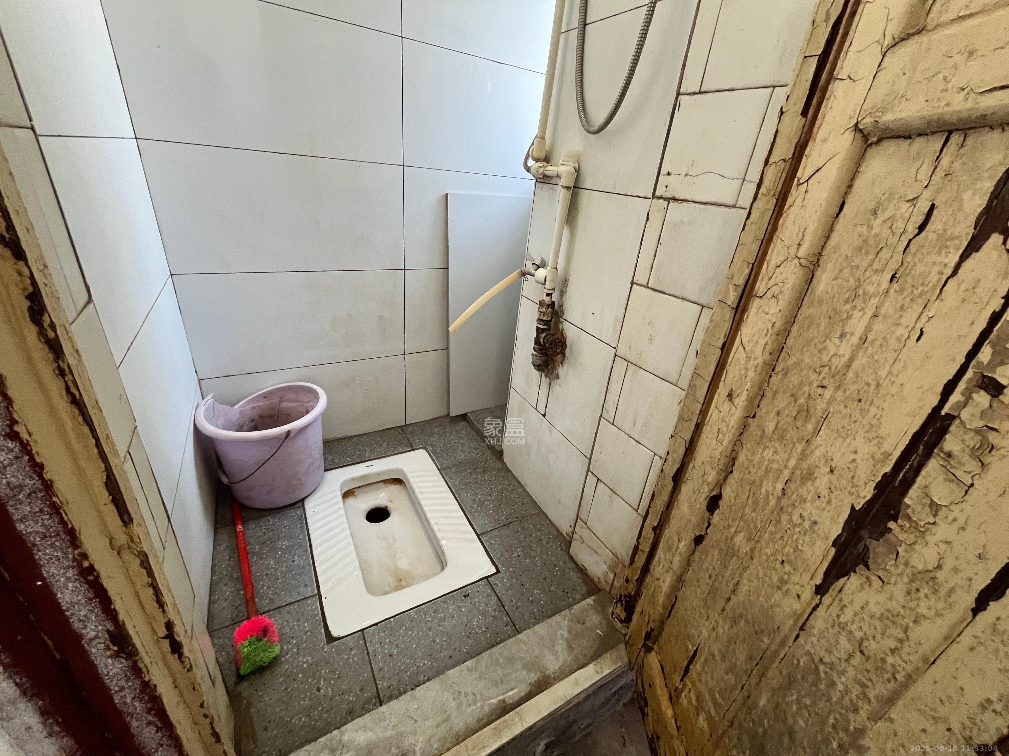 砂子塘社区  3室1厅1卫    1200.0元/月室内图