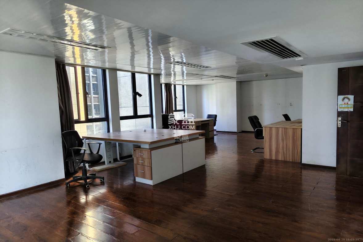 建发汇金国际 1室1厅1卫 20000.0元/月 建发汇金国际 1室1厅1卫 20000.0元/月室内图