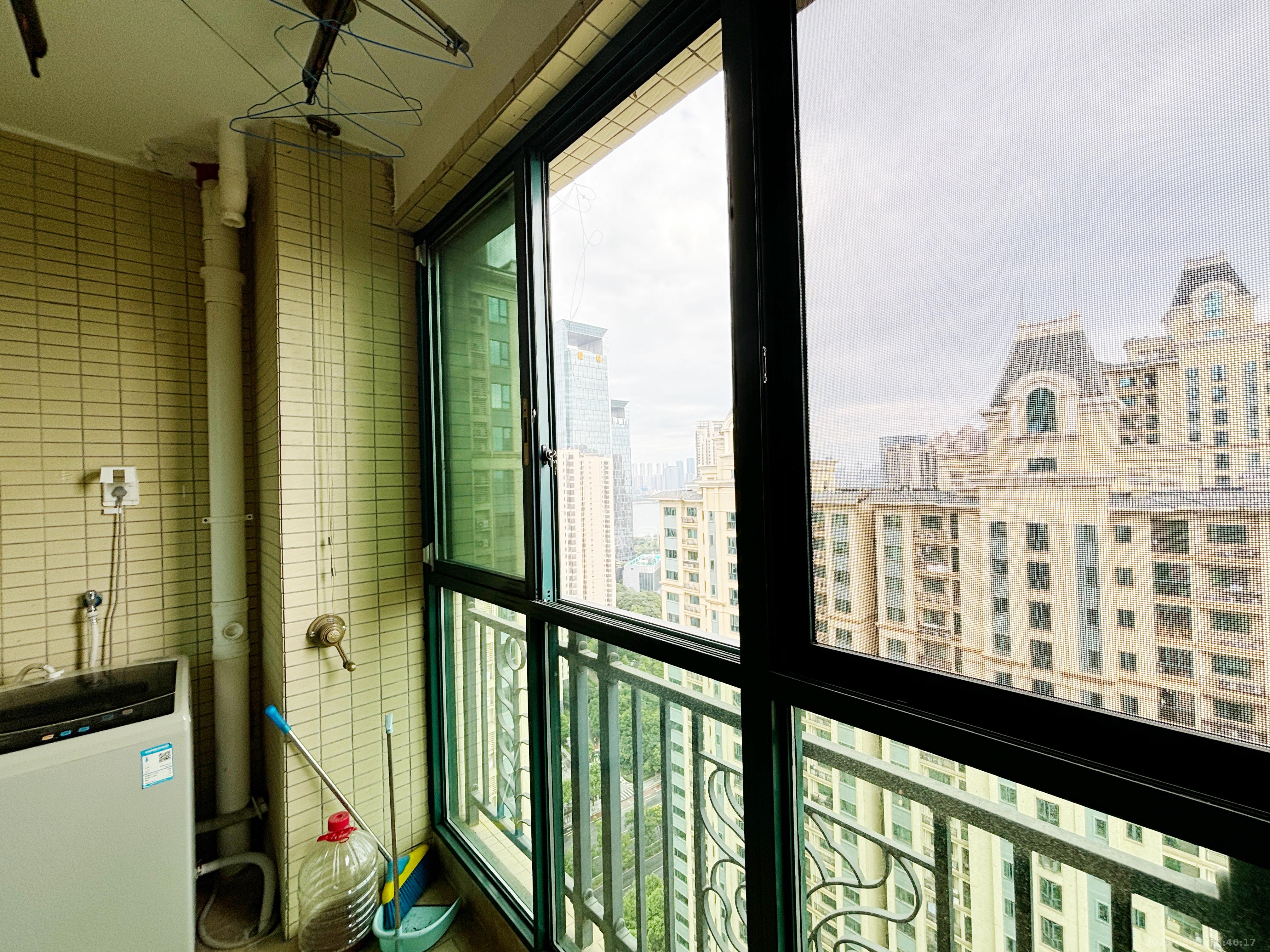 恒大御景湾 2室2厅1卫 2900.0元/月 恒大御景湾 2室2厅1卫 2900.0元/月室内图