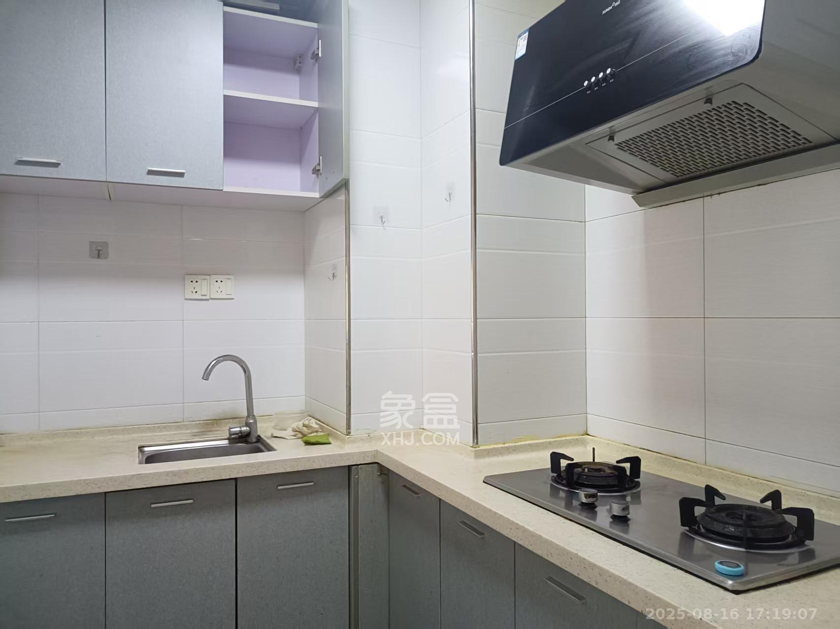 米兰春天 2室2厅1卫 1600.0元/月 米兰春天 2室2厅1卫 1600.0元/月室内图