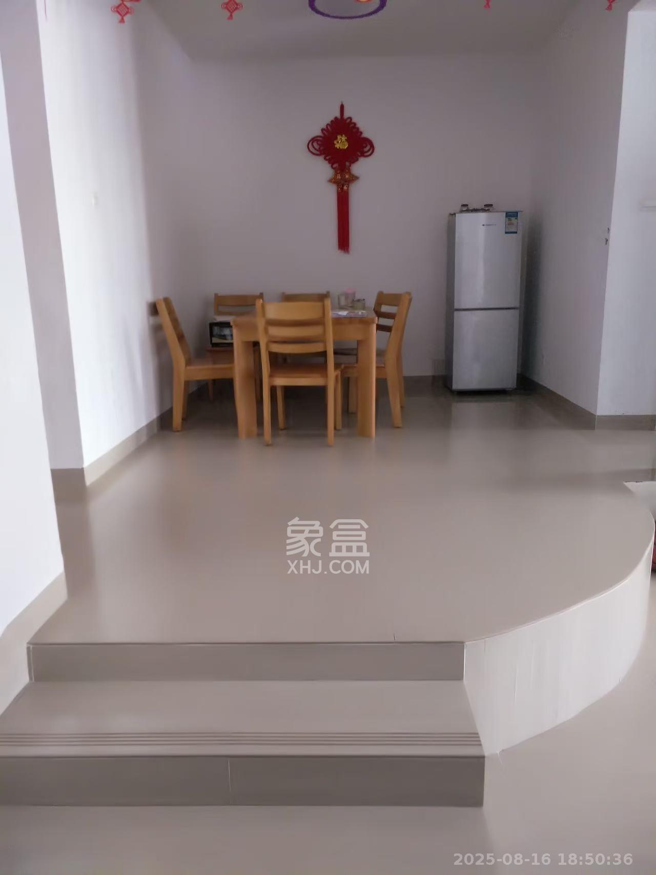 中江国际花城  3室2厅1卫   3600.00元/月室内图