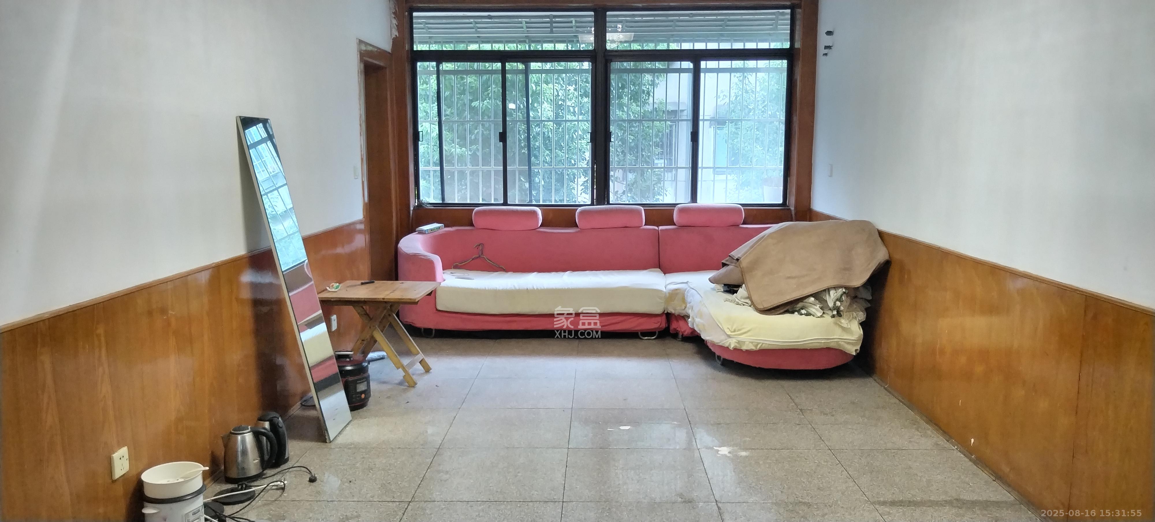 路桥宿舍  2室1厅1卫    1400.0元/月室内图